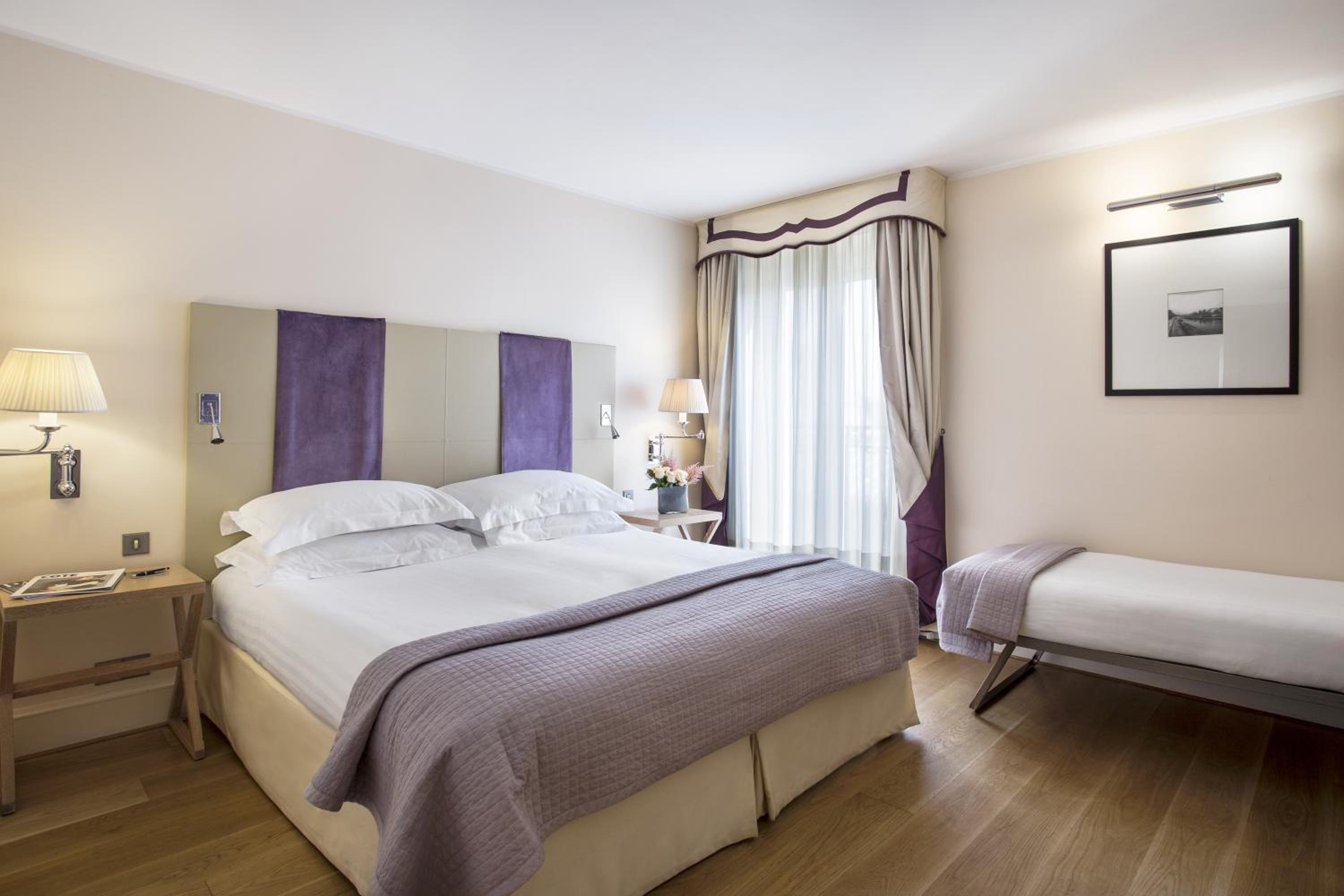 Grand Deluxe Room