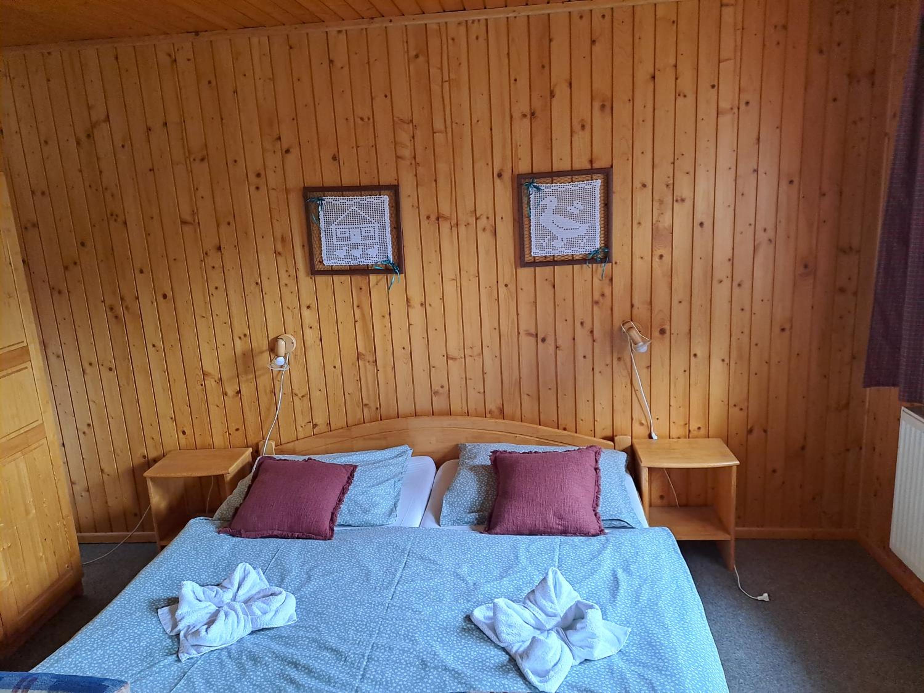 Double Room with Extra Bed photo 1