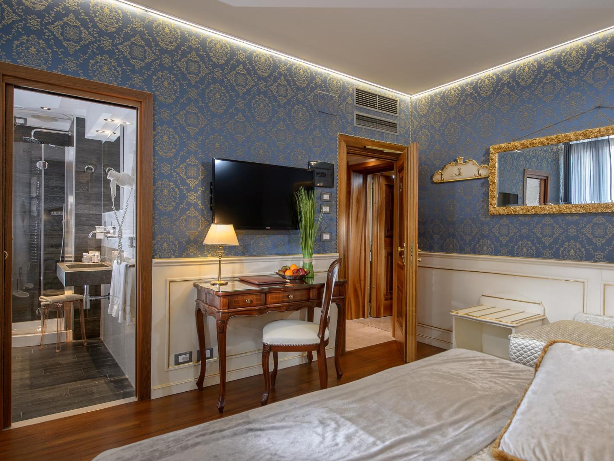 Triple Room