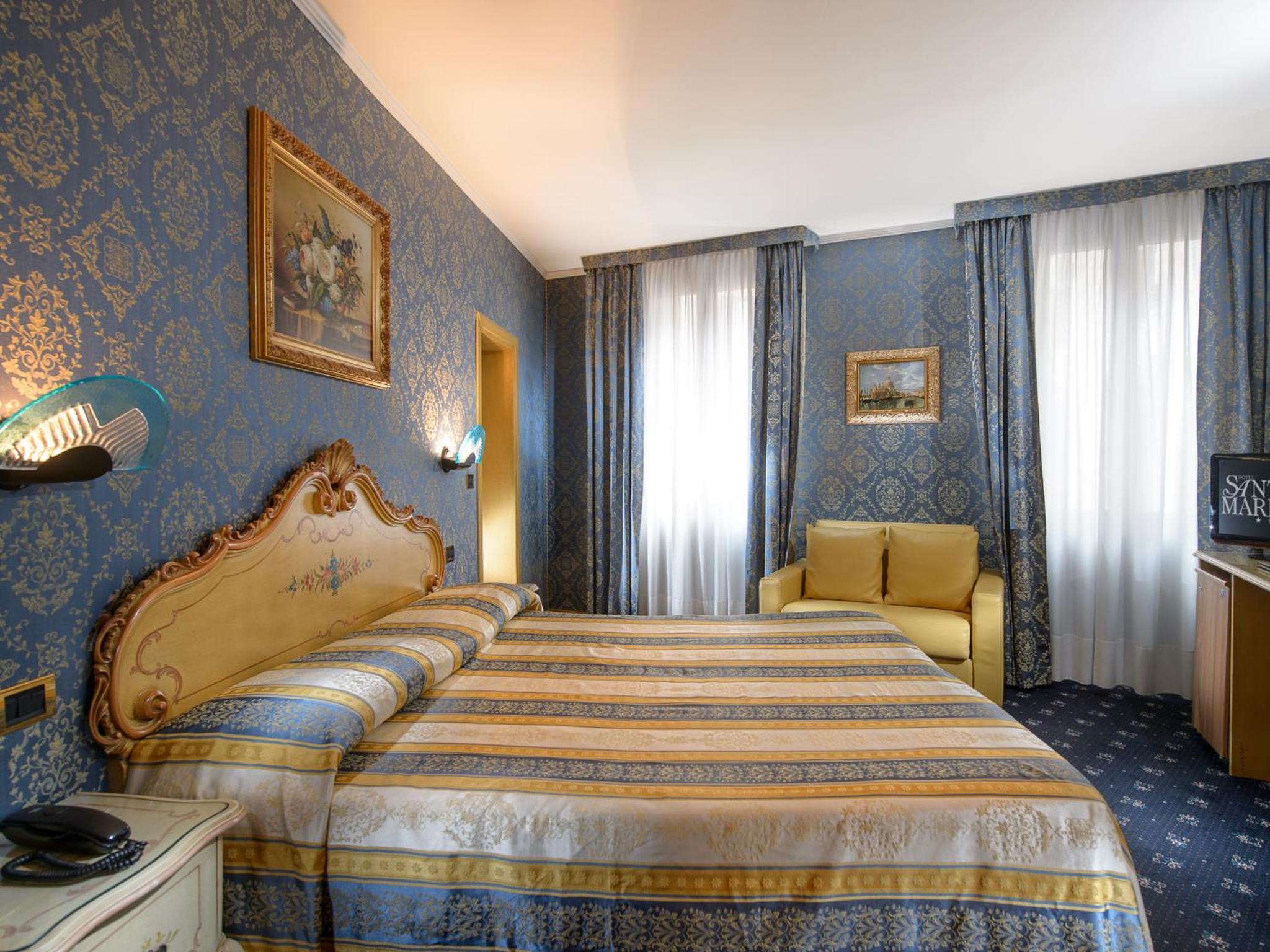 Triple Room thumbnail 6