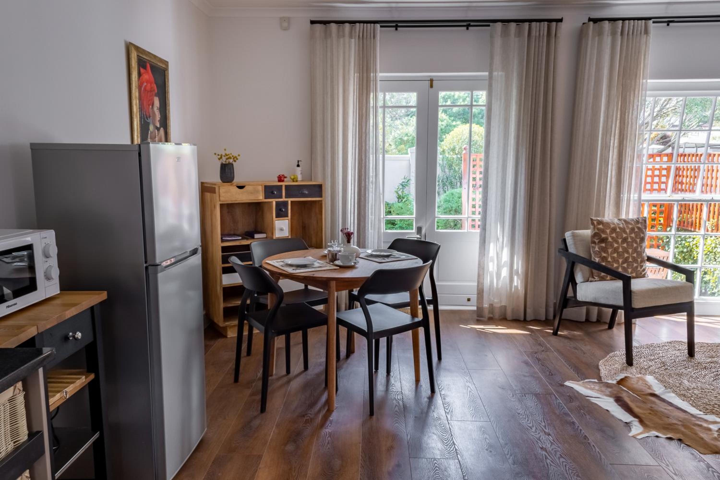 Suite - Photo 2