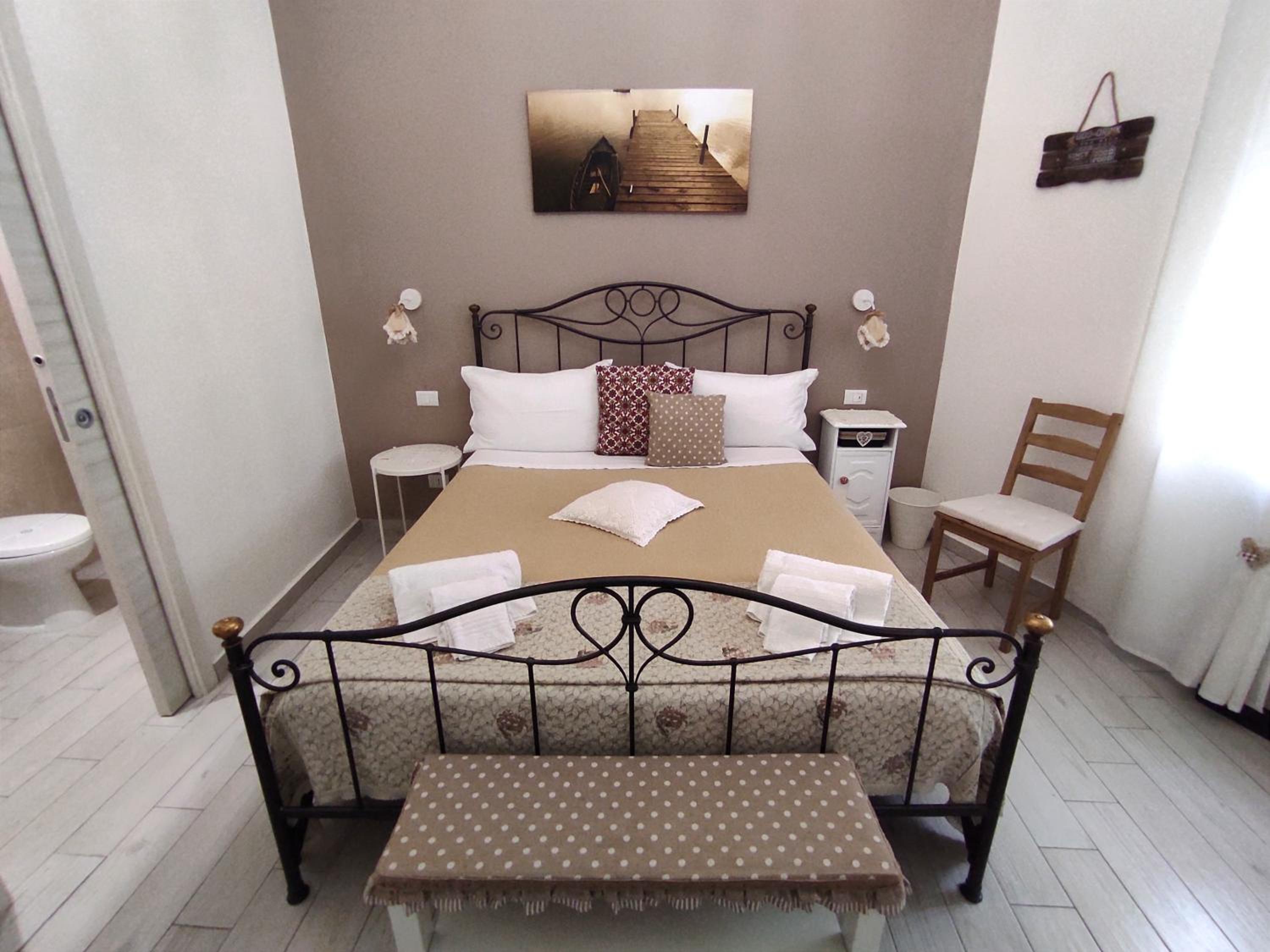 Superior King Room photo 1