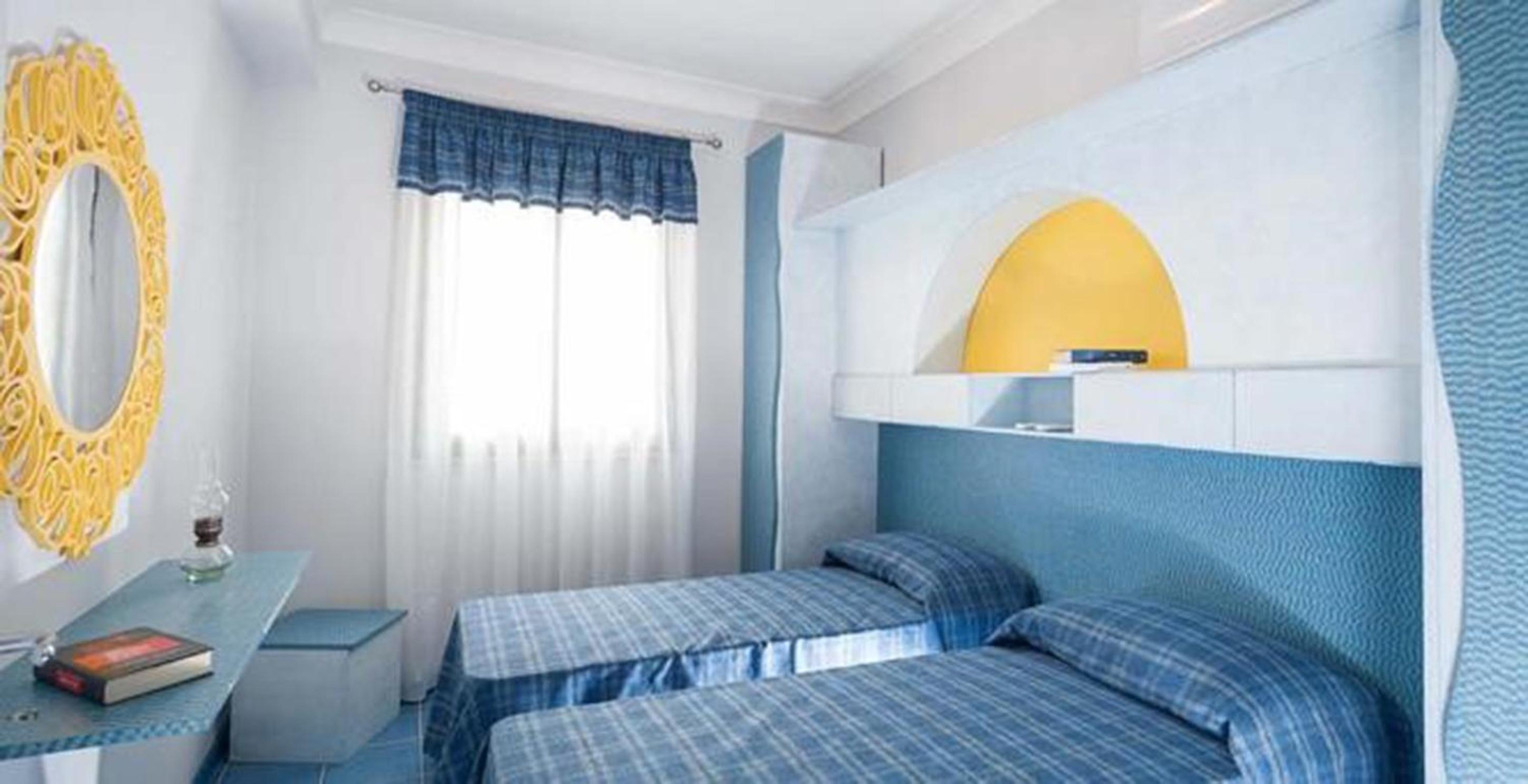Large Two-Bedroom Apartment with Sea View photo 1