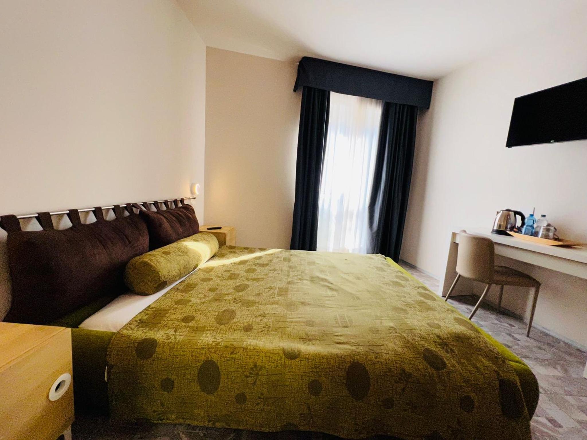 Superior Double Room - Photo 14