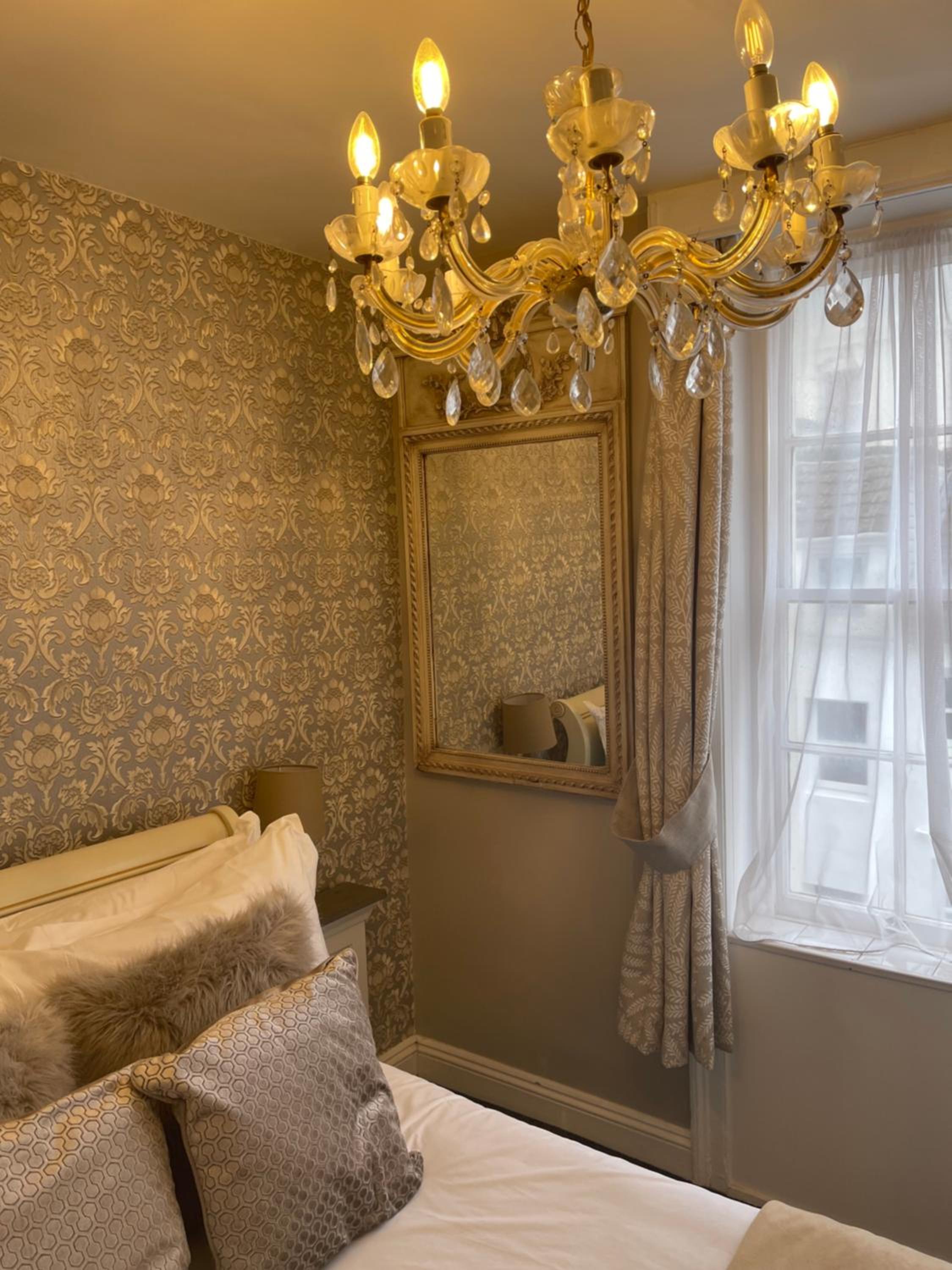 Two-Bedroom Apartment - Photo 6