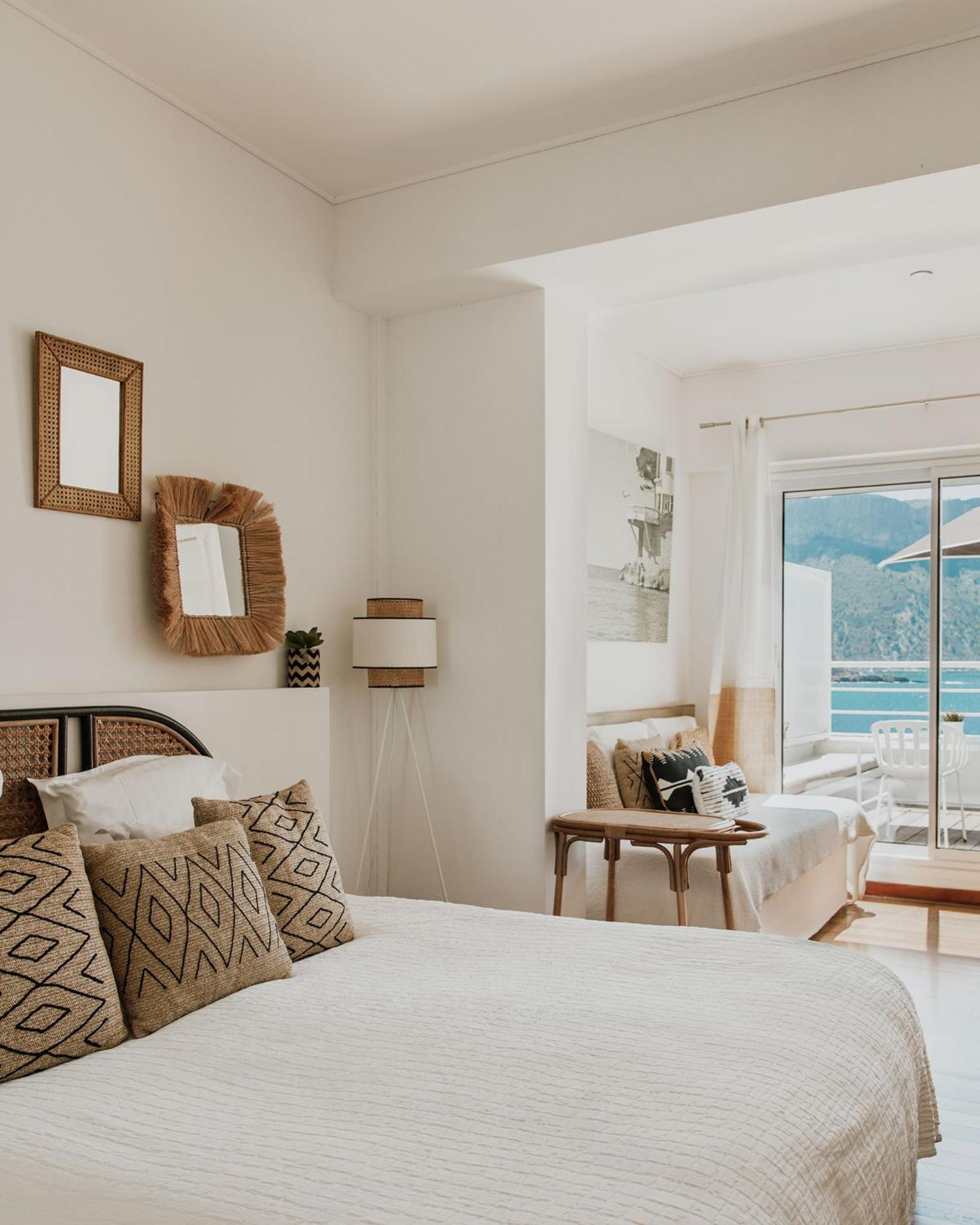 Mini Family Suite with Sea View and Balcony