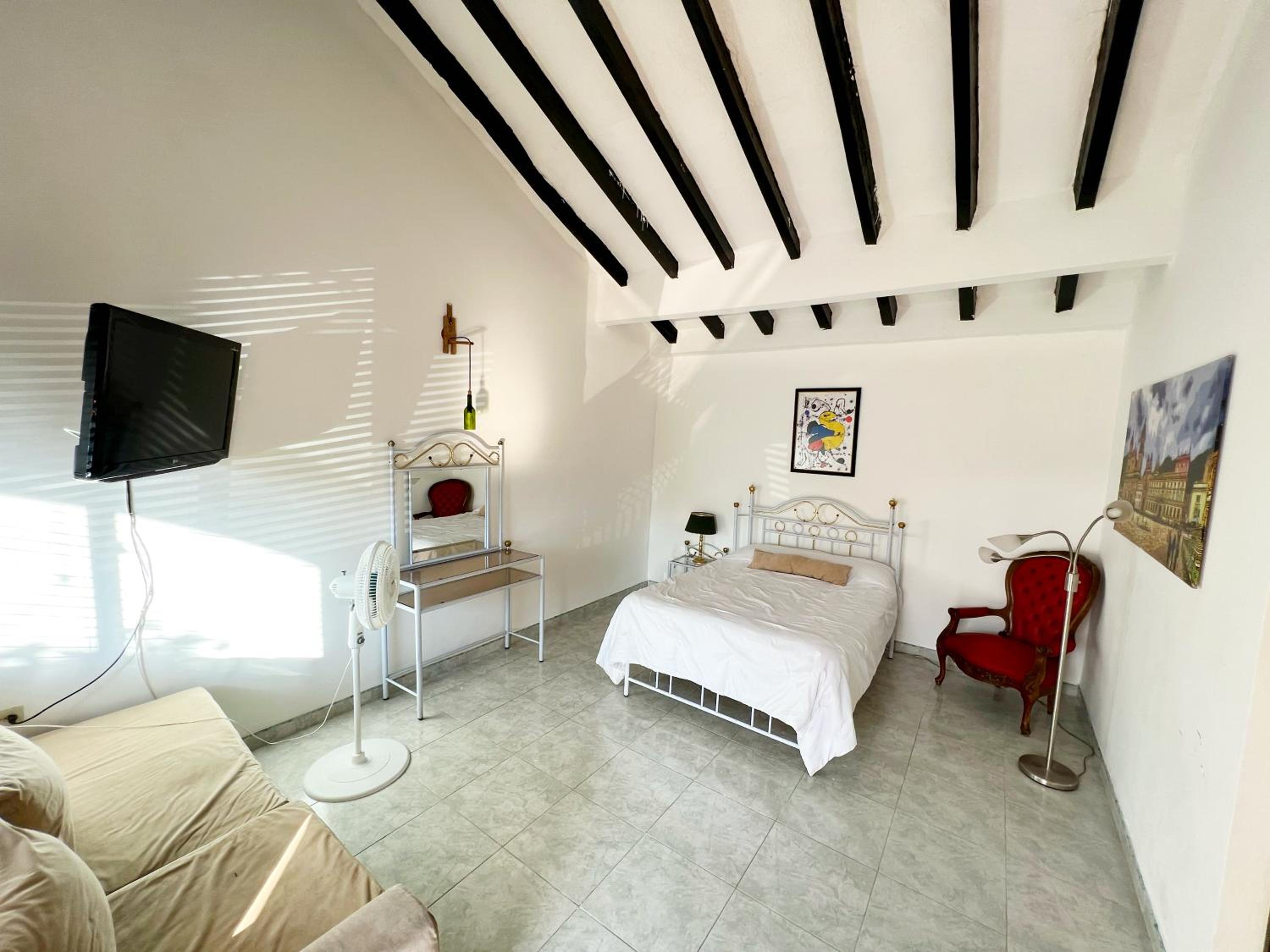 Deluxe Room (2 Adults + 1 Child) photo 1