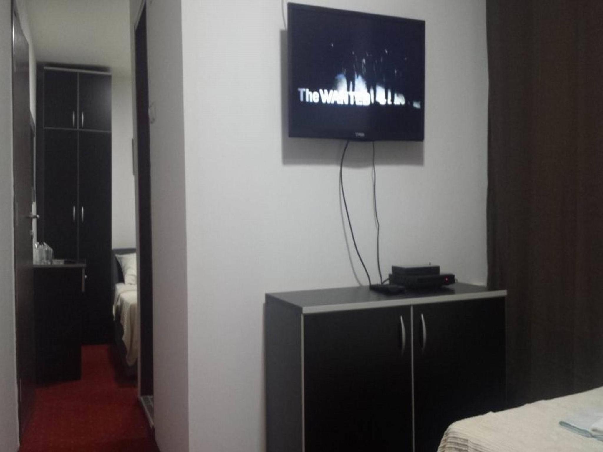 Triple Room - Photo 6