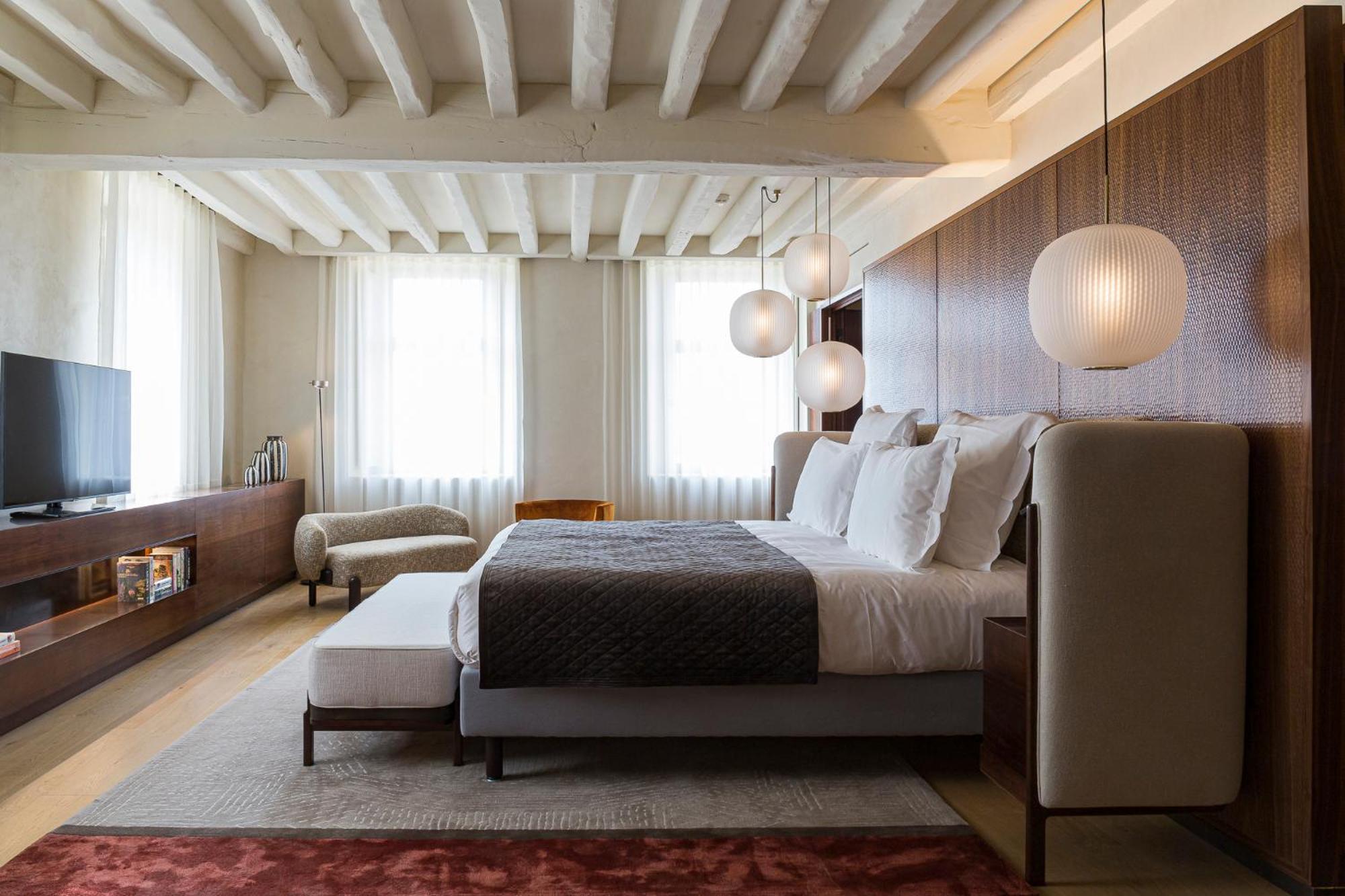 Suite photo 1