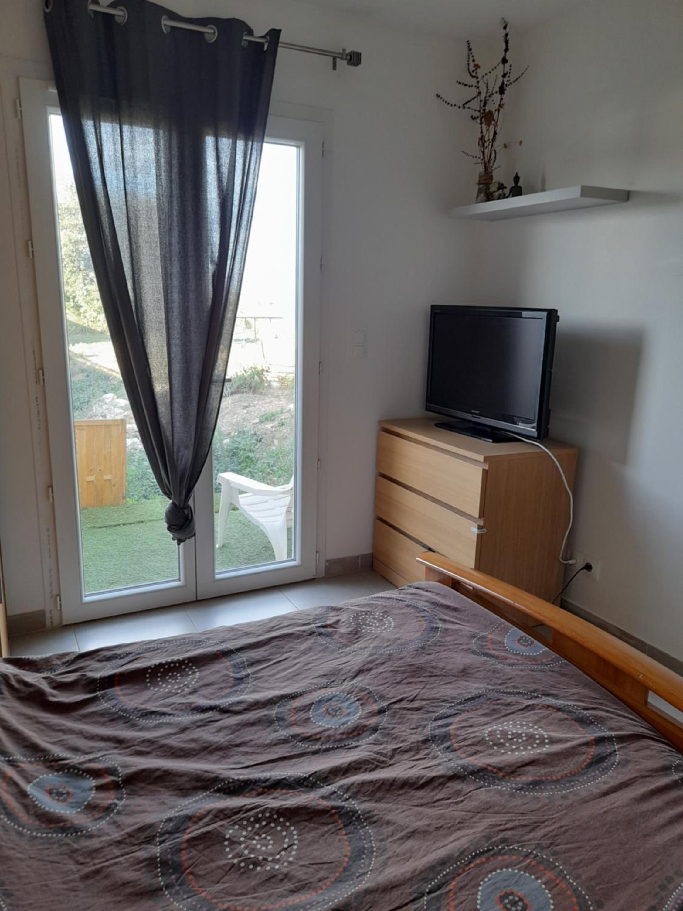 Apartment with Garden View - Photo 15