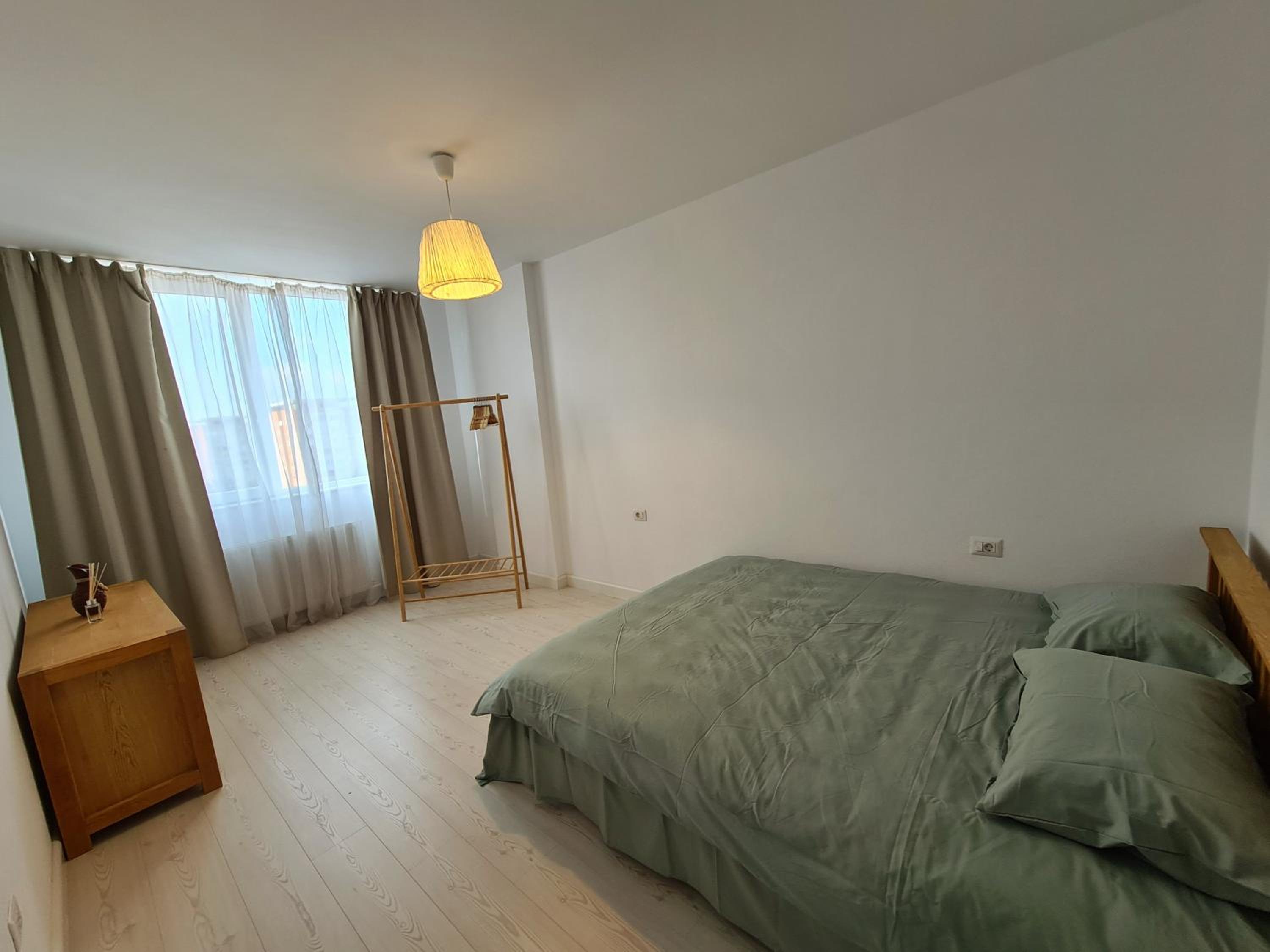 One-Bedroom Apartment photo 2