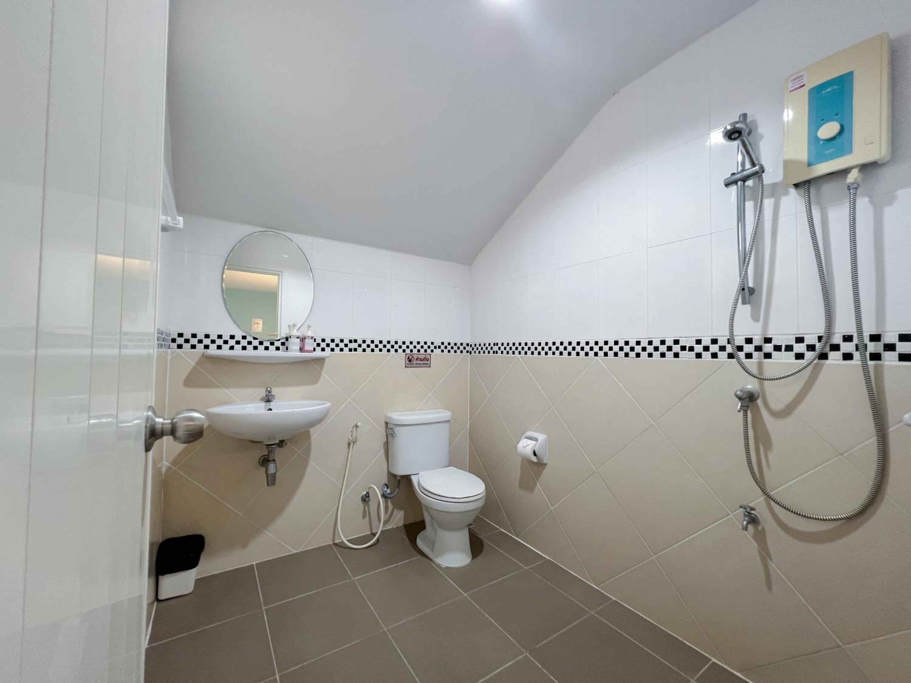 King Room with Balcony photo 3