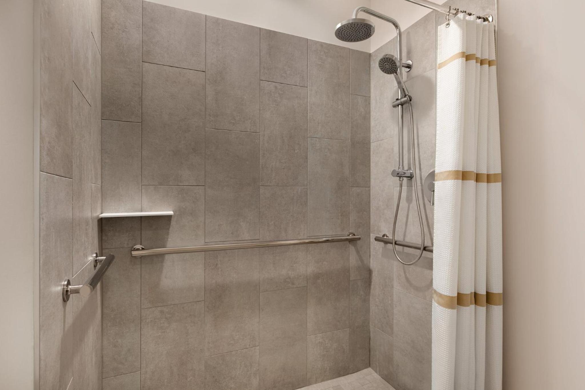 Standard King Room with Mobility Accessible Roll-In Shower