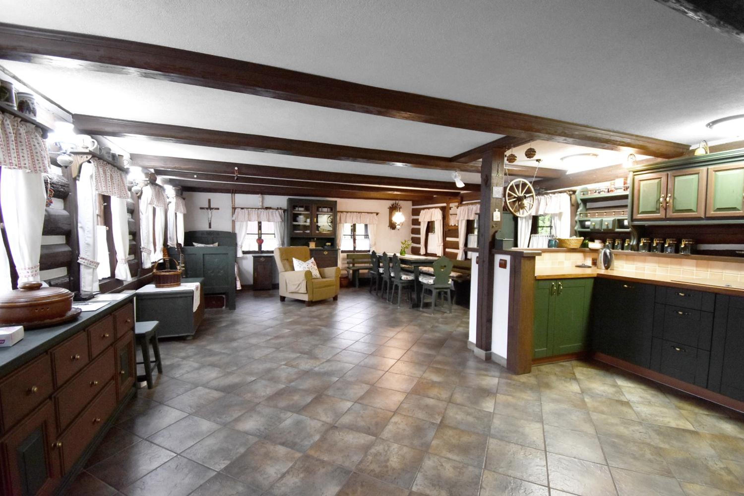 Three-Bedroom Chalet - Photo 15