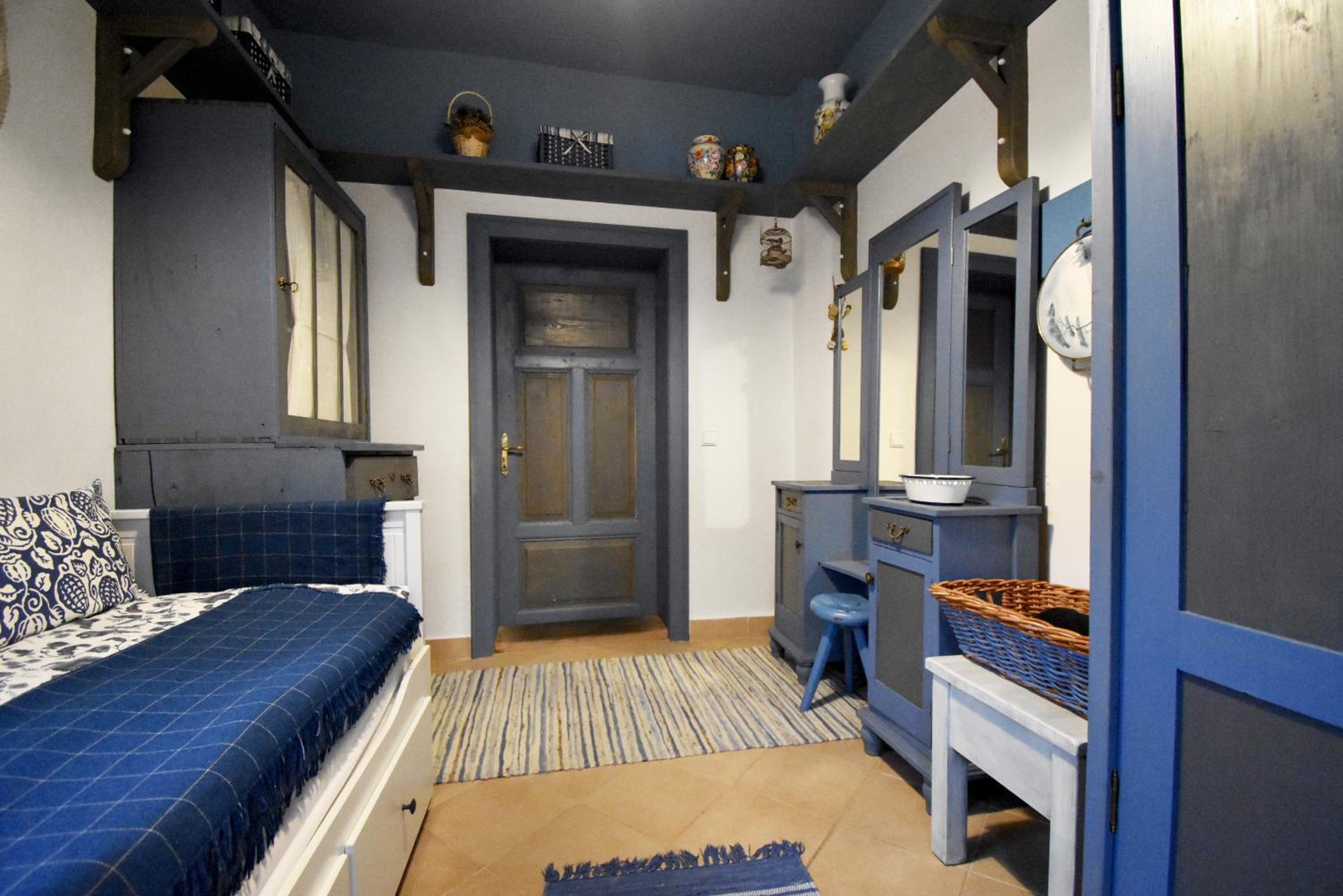Three-Bedroom Chalet - Photo 13