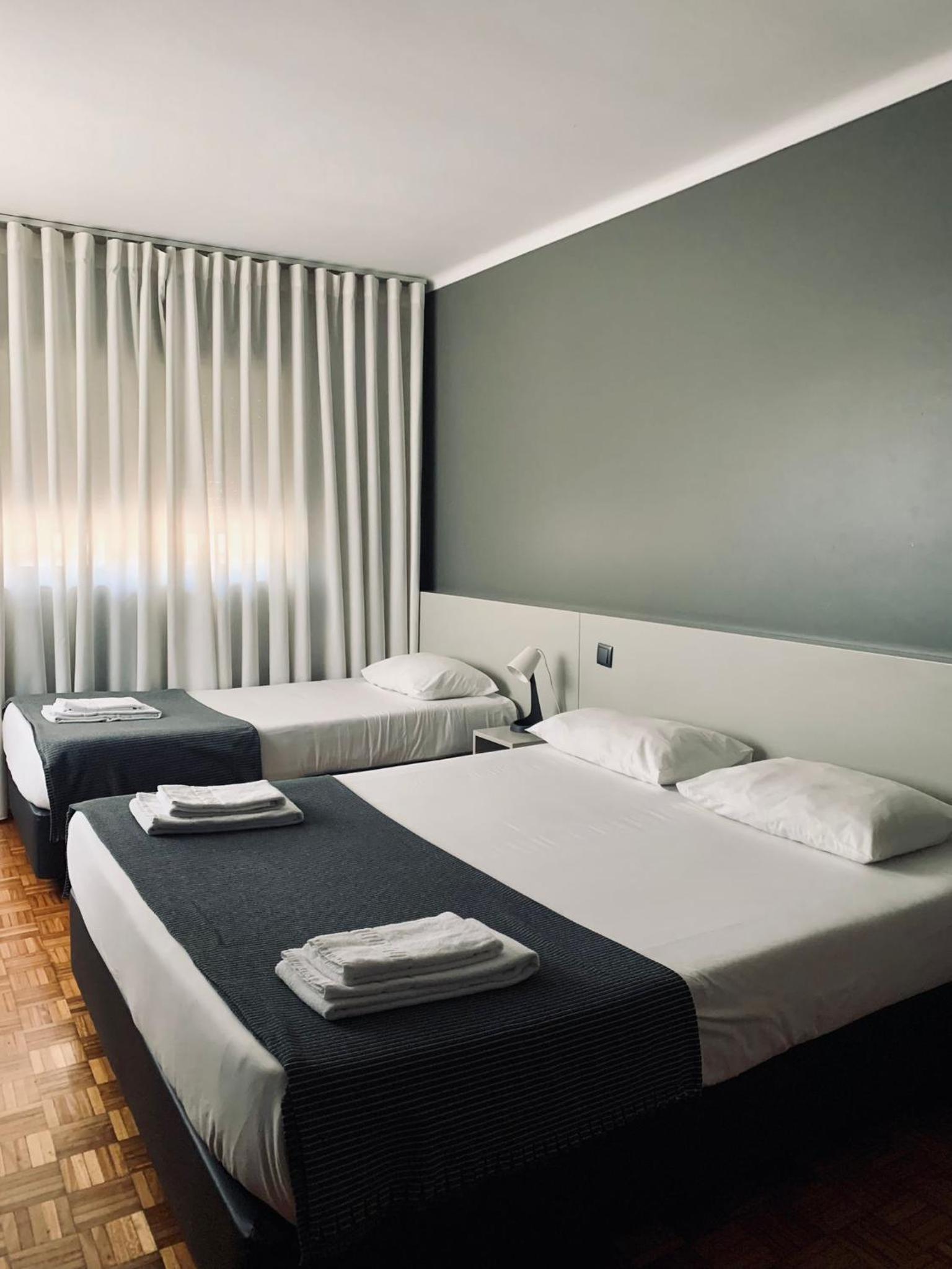 Quarto Duplo