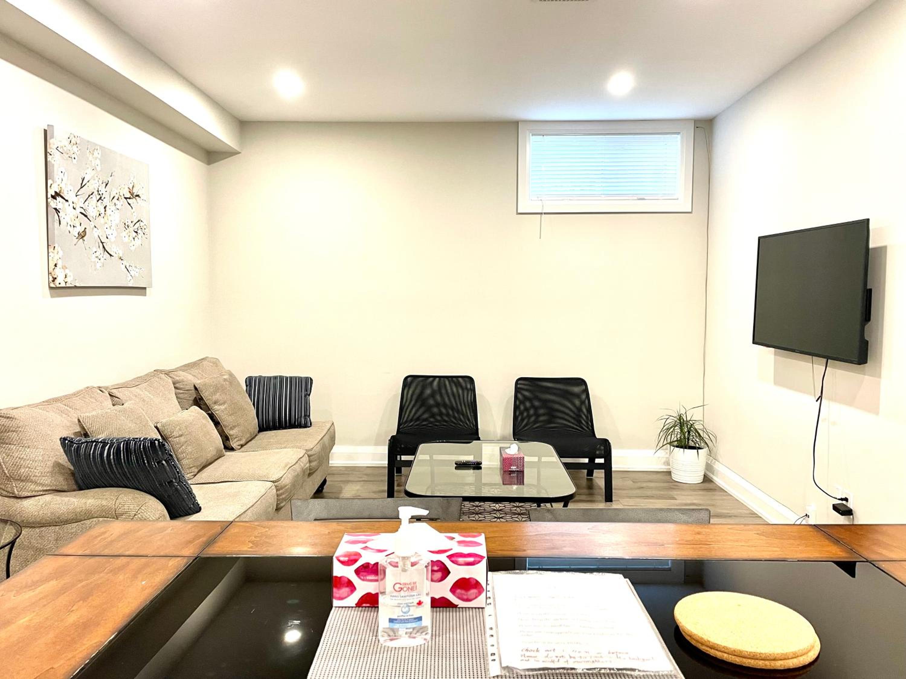 Three-Bedroom Apartment photo 1