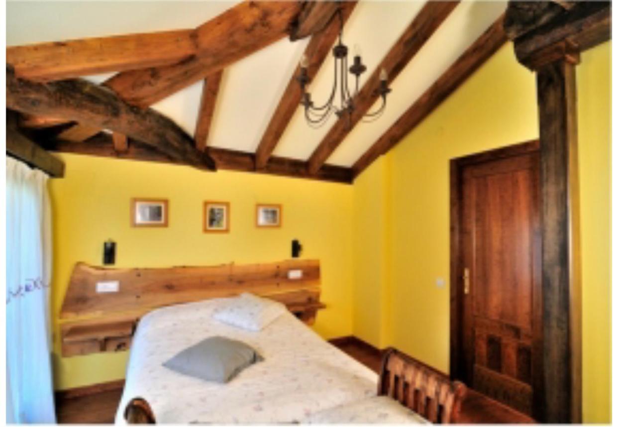 Casa adosada de tres habitaciones
