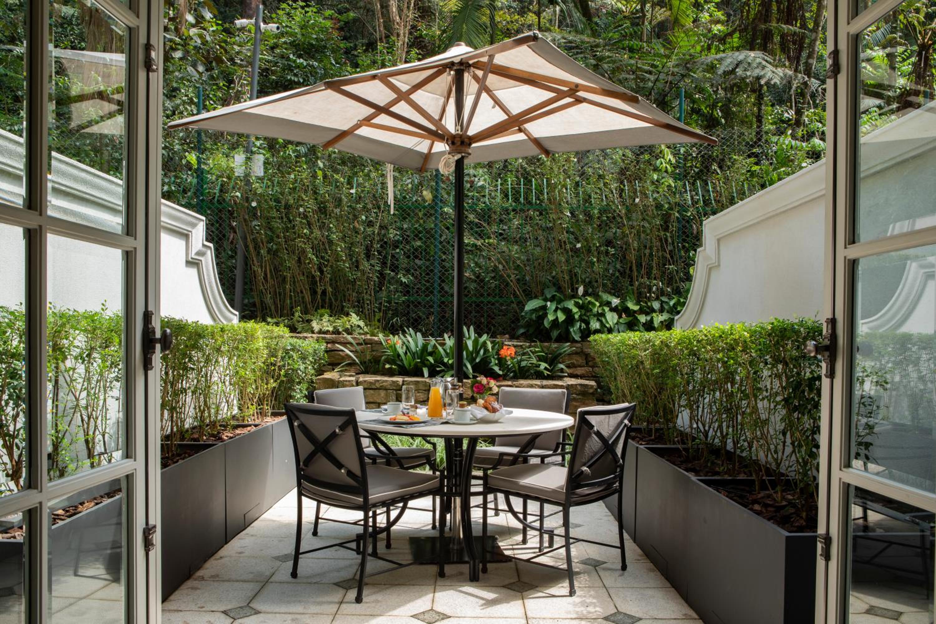 Prestige Room with terrace (2 Adults) thumbnail 5
