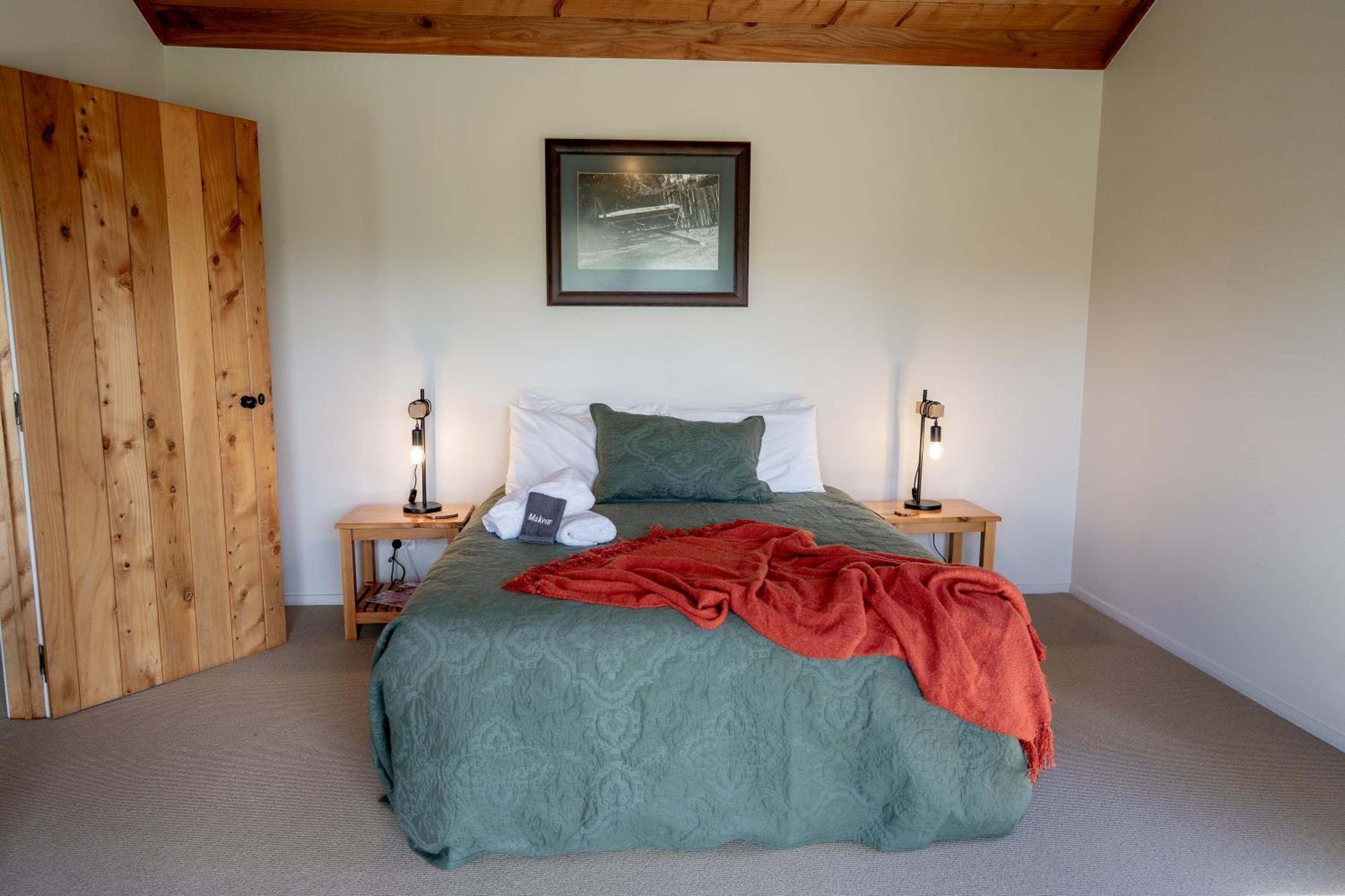 Double Room with Spa Bath - Photo 1