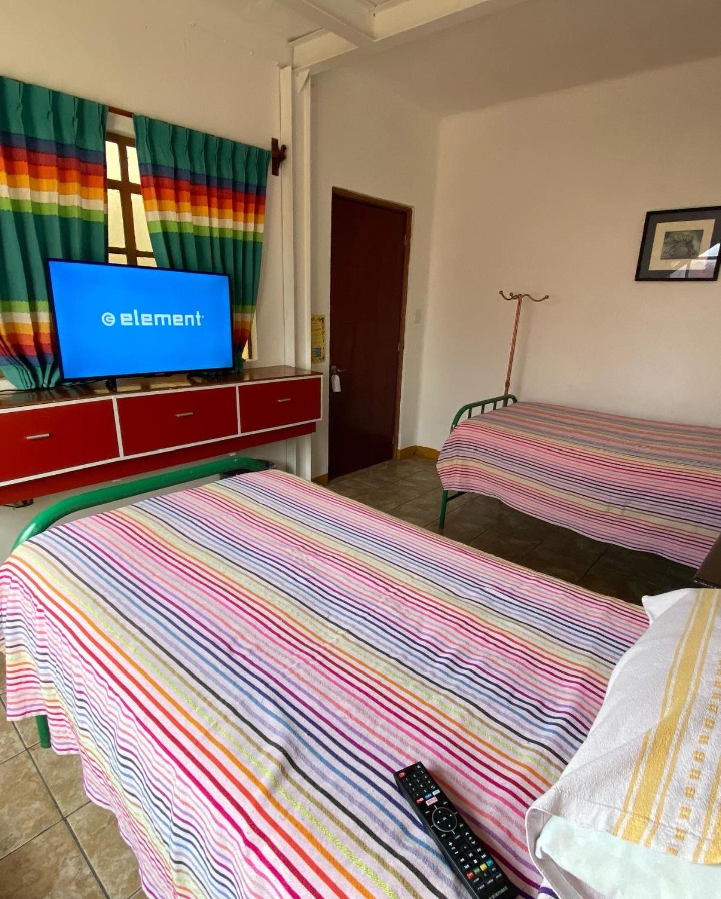 Standard Twin Room with Shared Bathroom