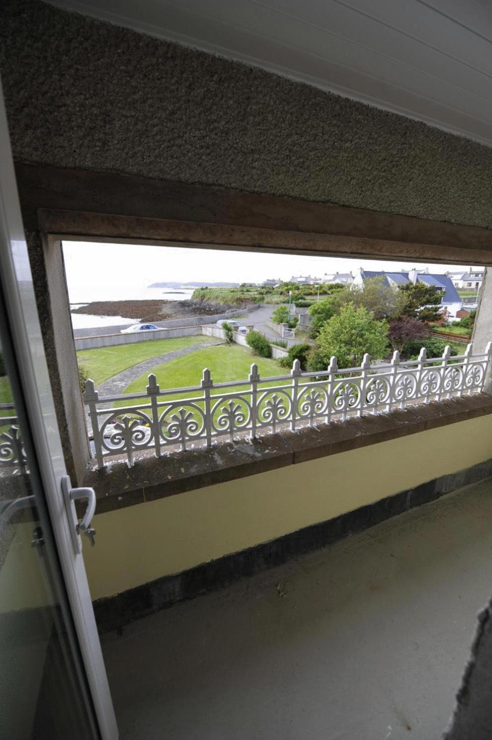 Single Room with Balcony photo 2