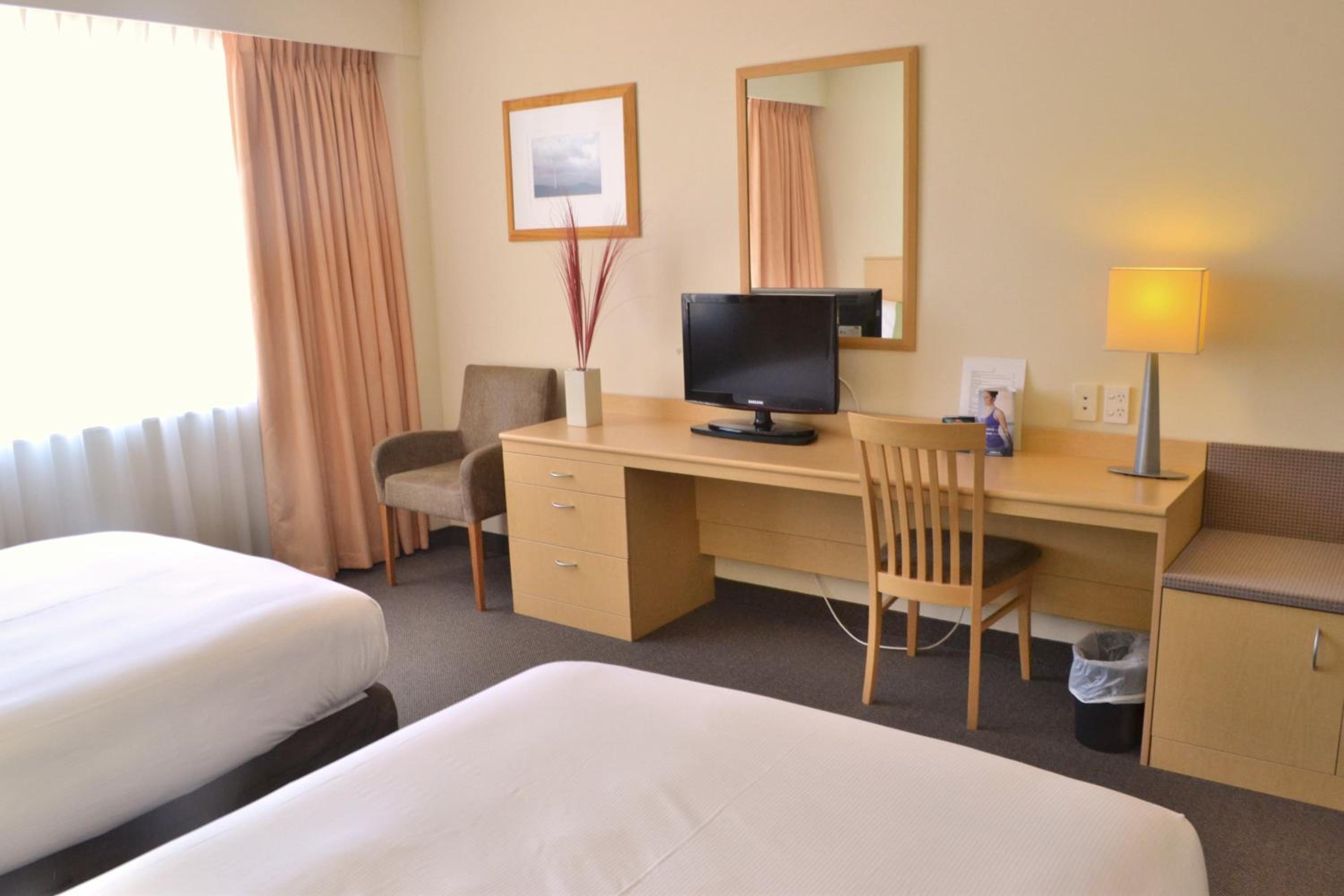 Tower Standard Twin Room - Photo 4