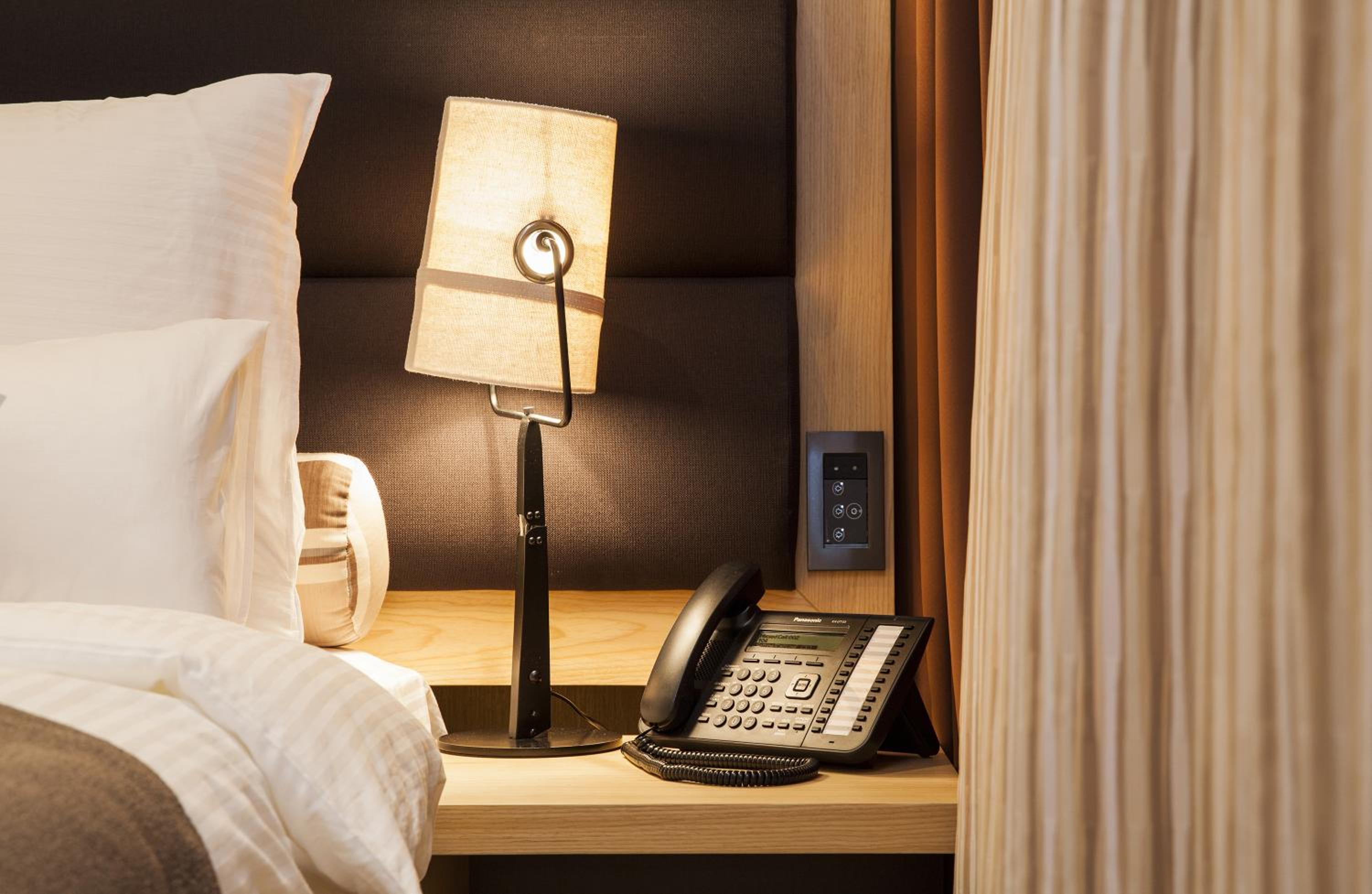 Deluxe Double or Twin Room - Photo 5