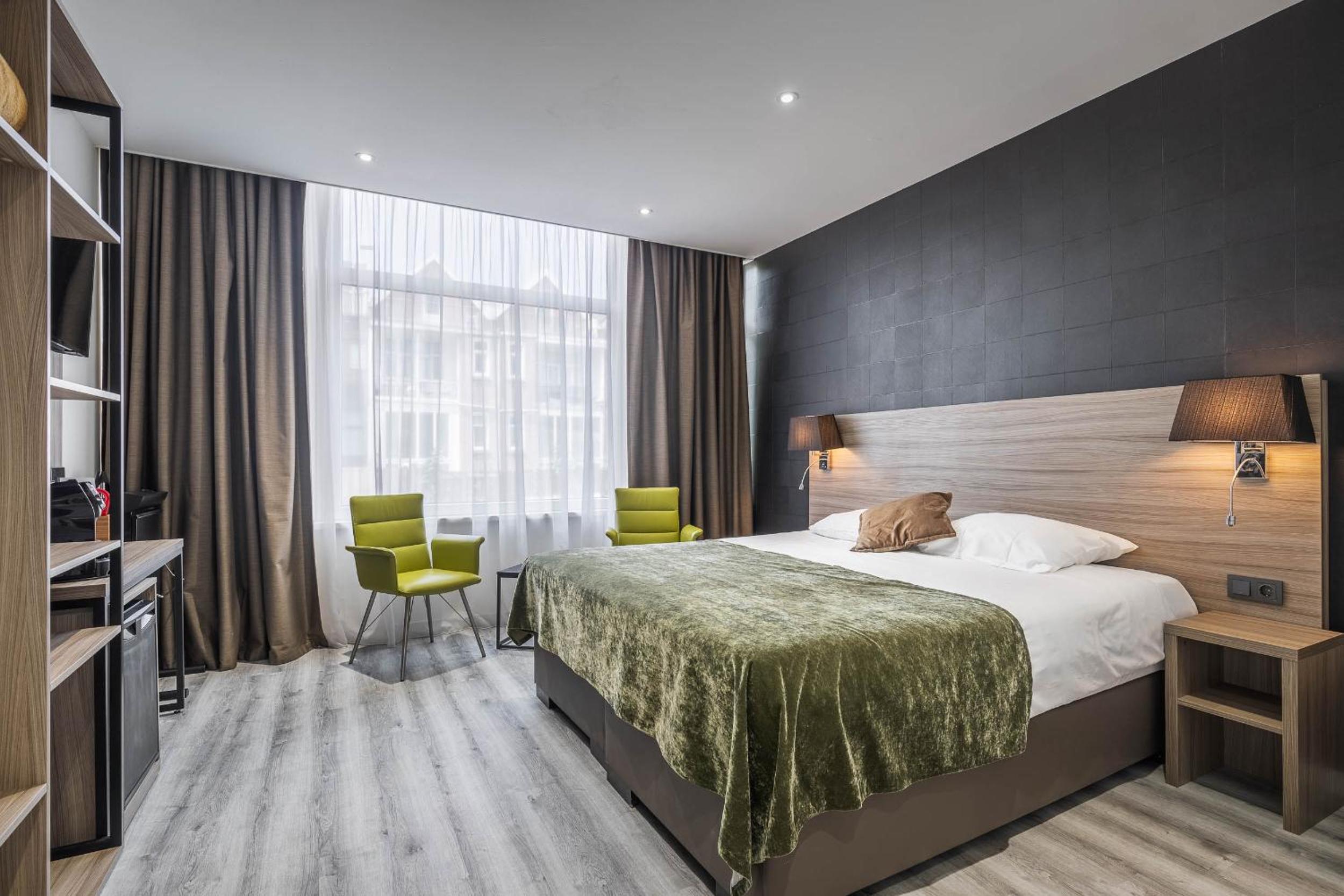 Deluxe Double Room - Photo 1