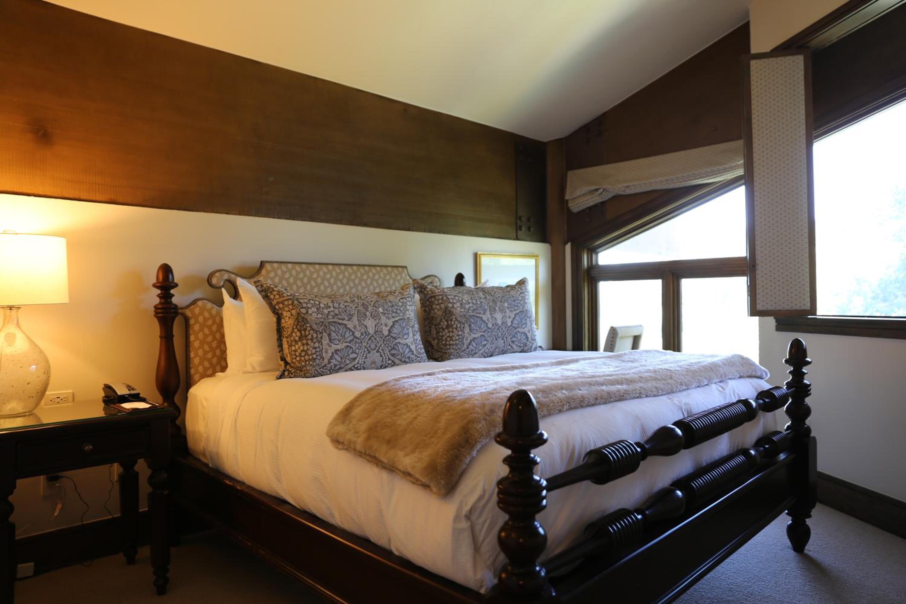 Viking Three Bedroom Loft Suite photo 2