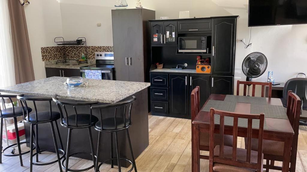 Three-Bedroom House photo 2
