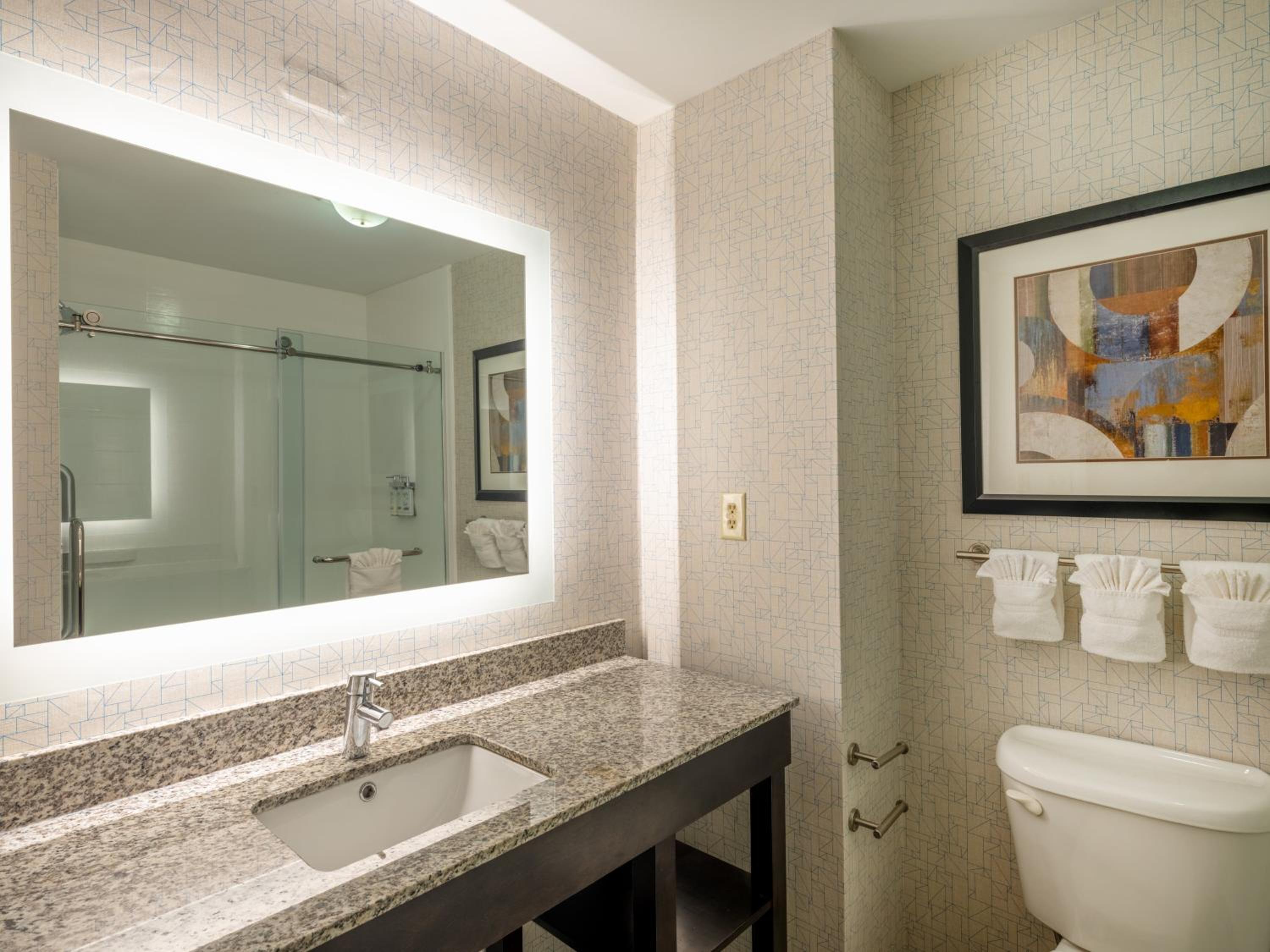 Standard King Room - Photo 3