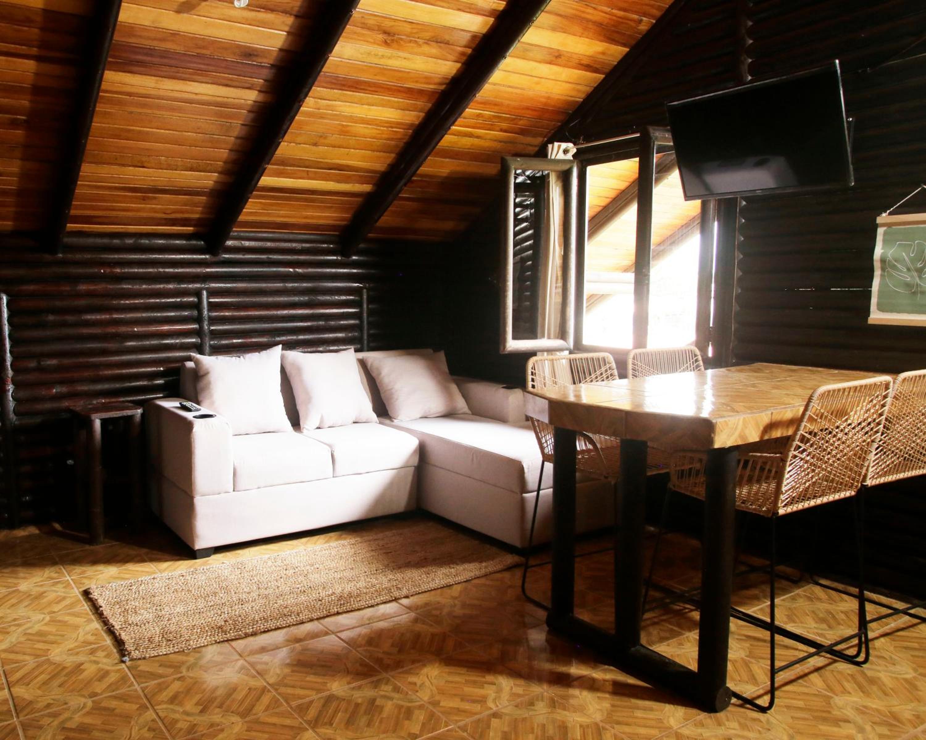 Apartment with Balcony photo 1
