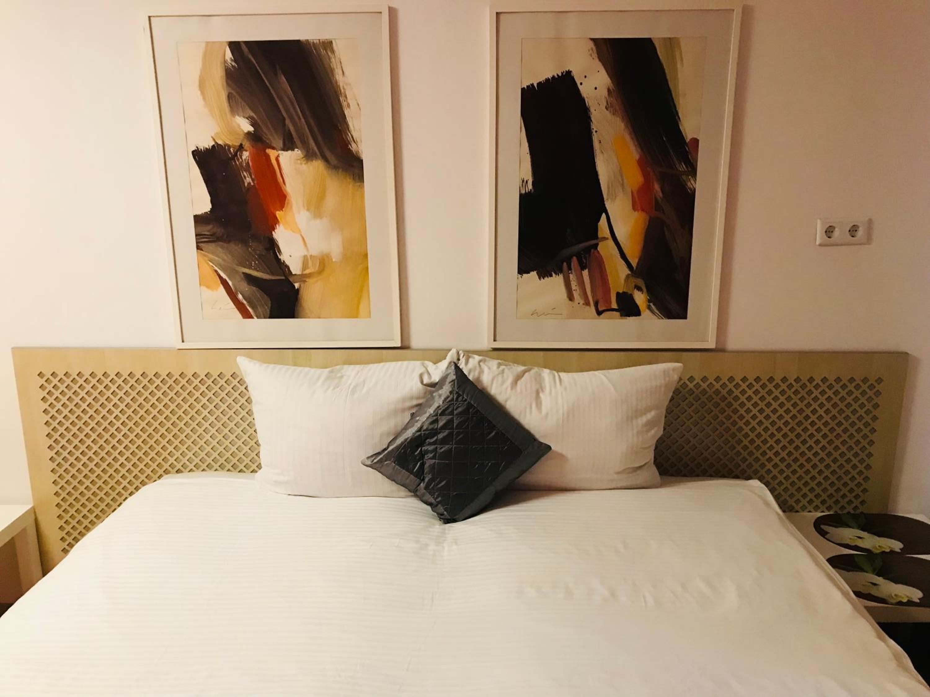 Deluxe Double or Twin Room with Garden View - Photo 5