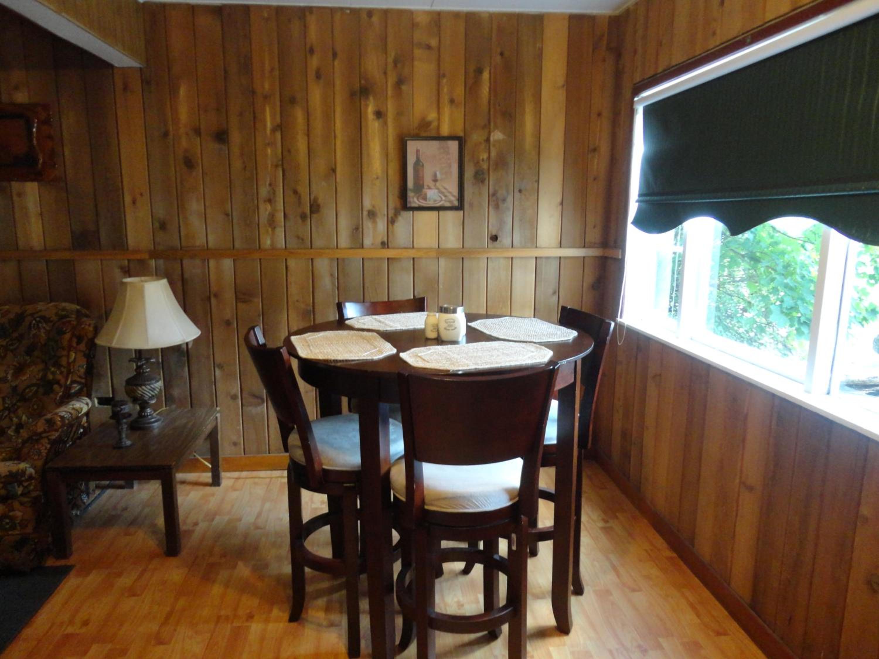 One-Bedroom Double Cottage photo 1