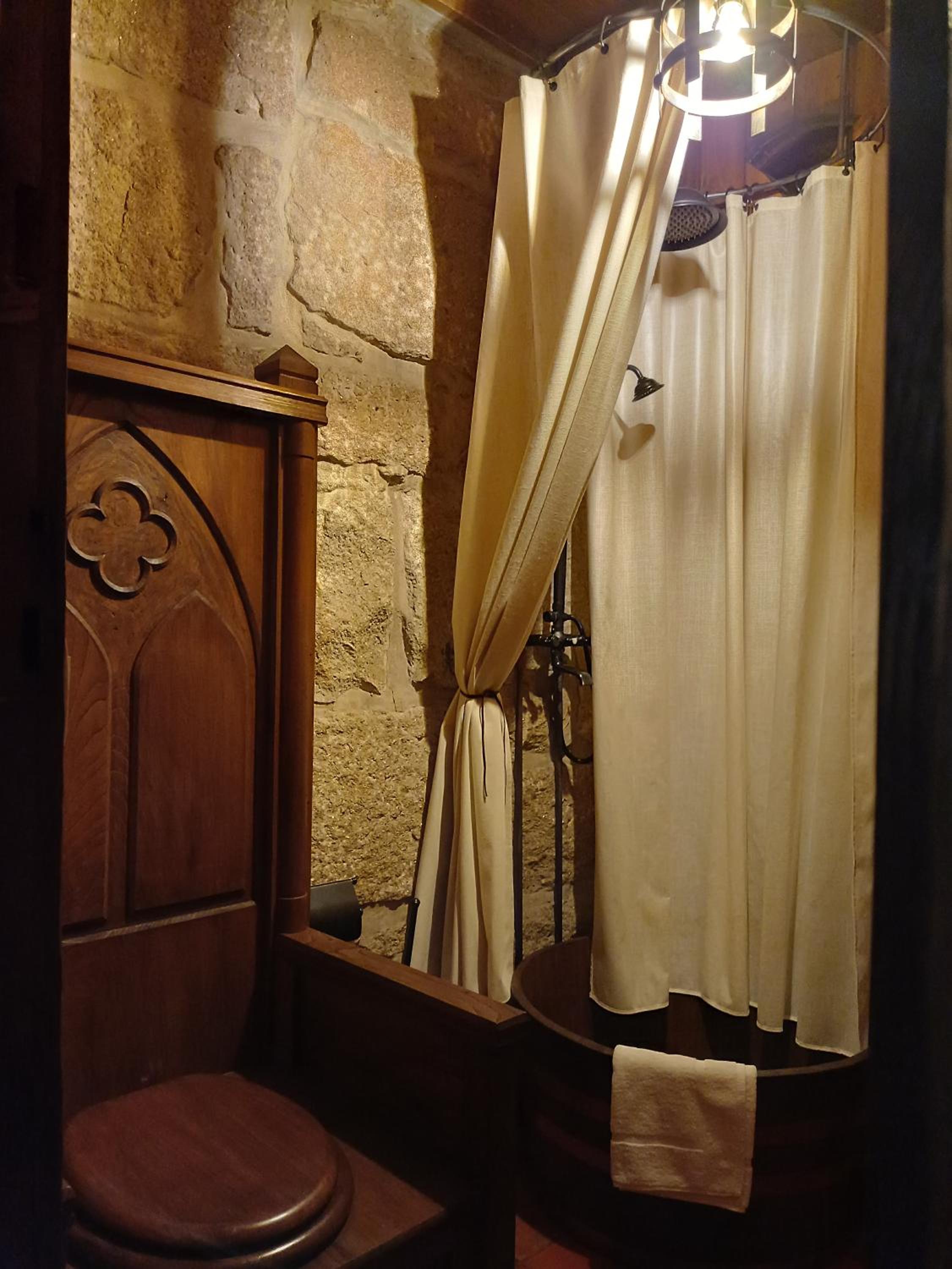Double Room - Photo 15