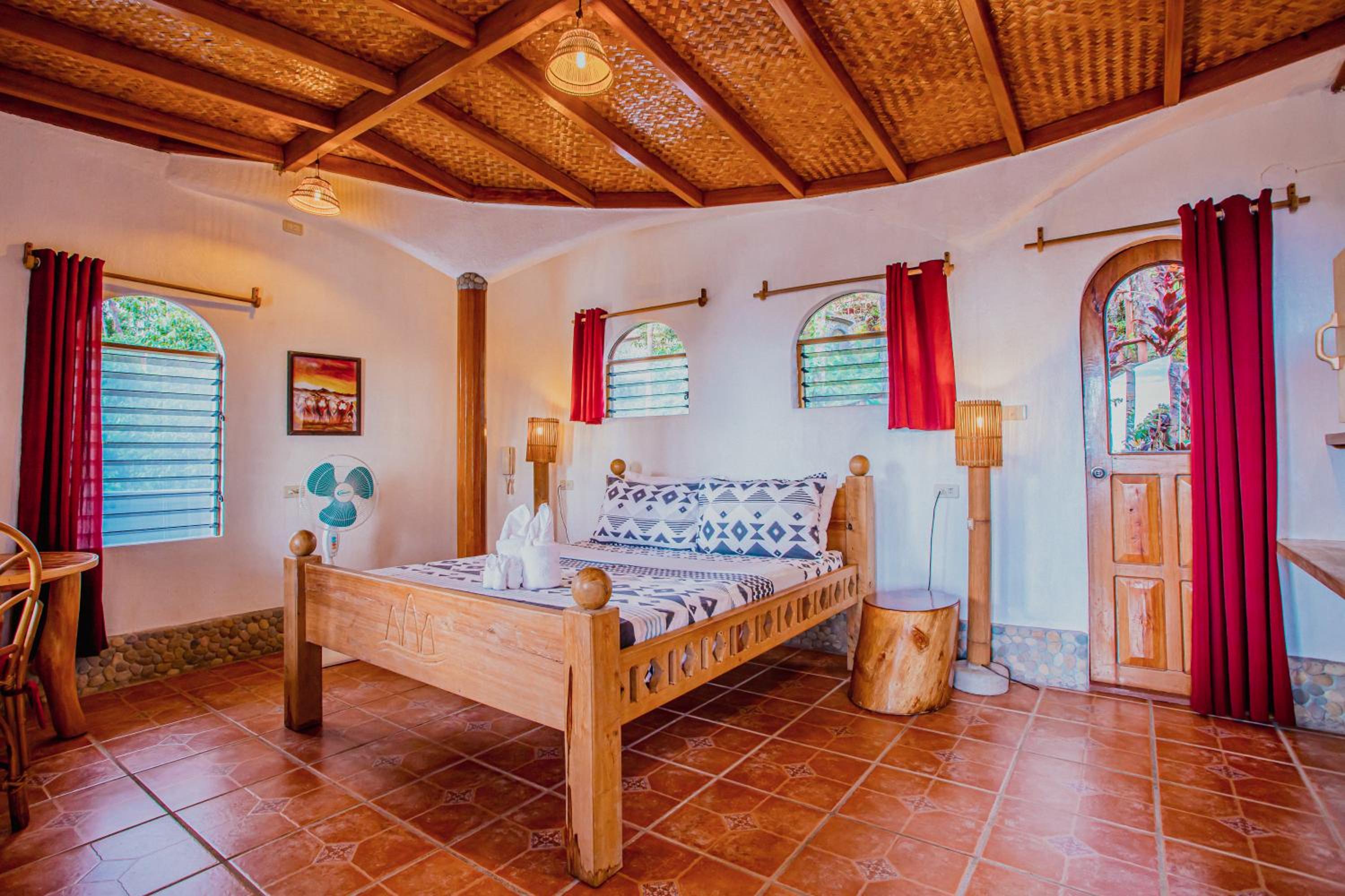 Superior Suite with Sea View - Photo 6
