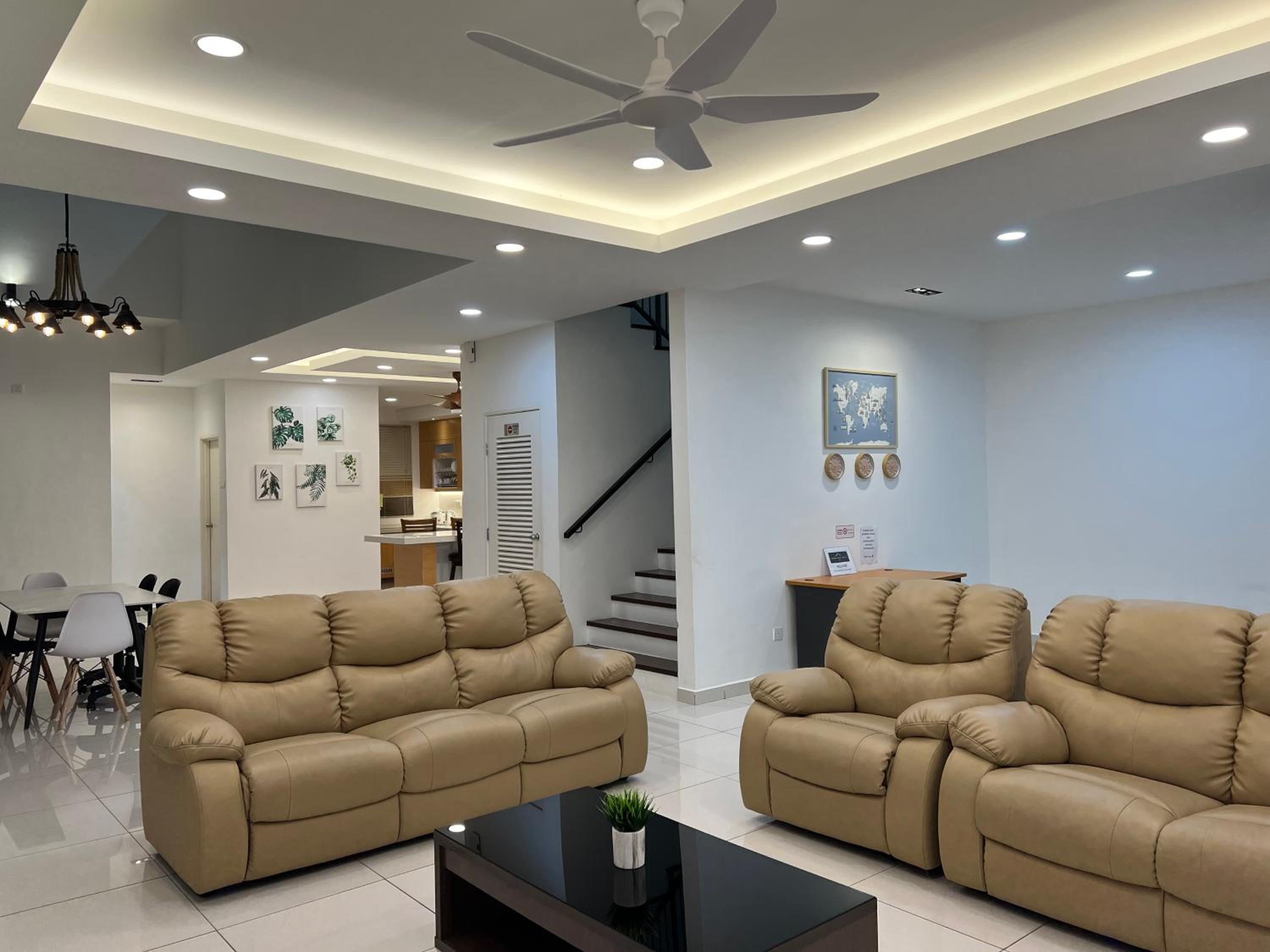 Villa photo 1