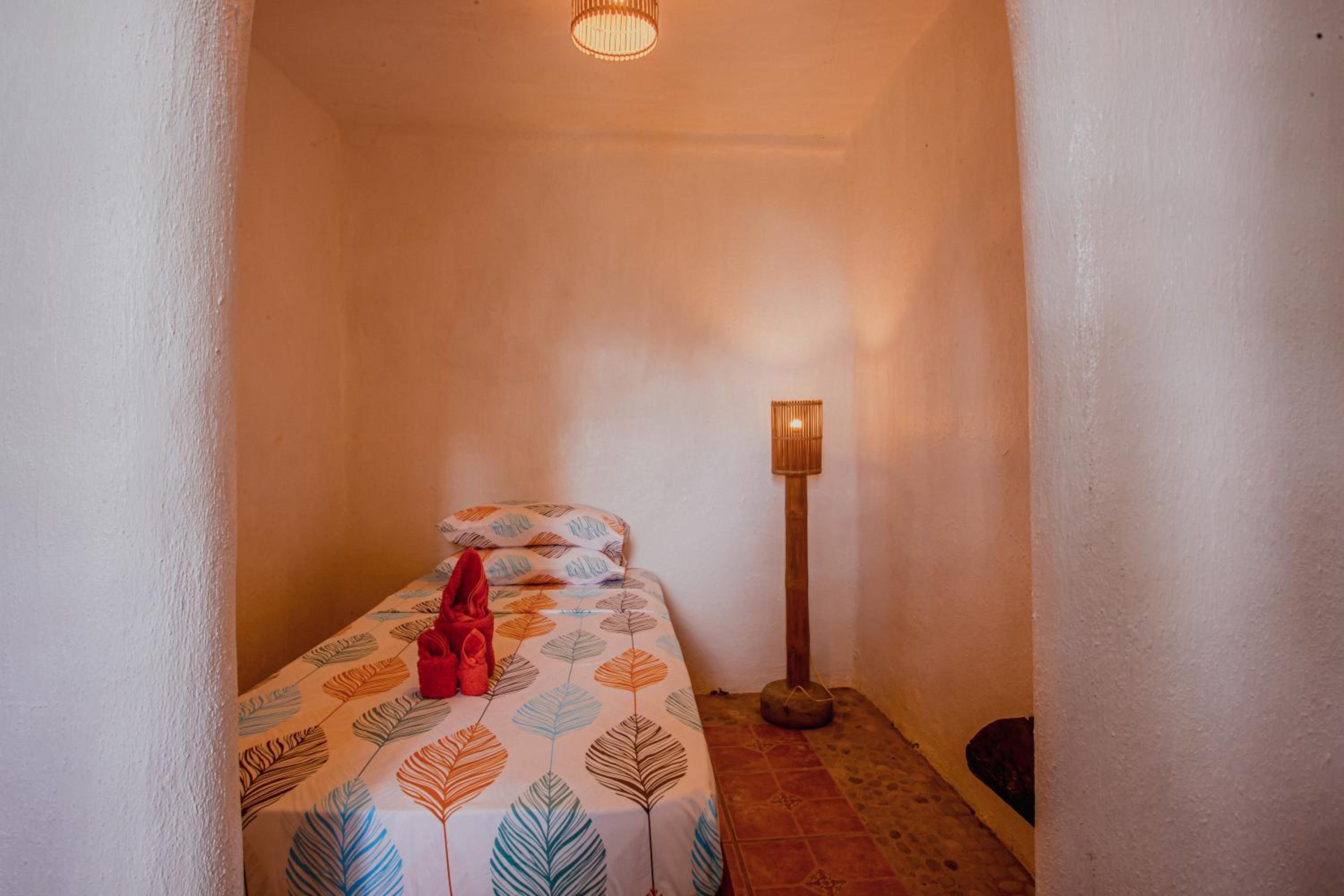 Suite with Balcony - Photo 3