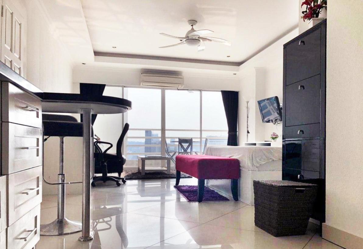 Studio with Sea View - Photo 10