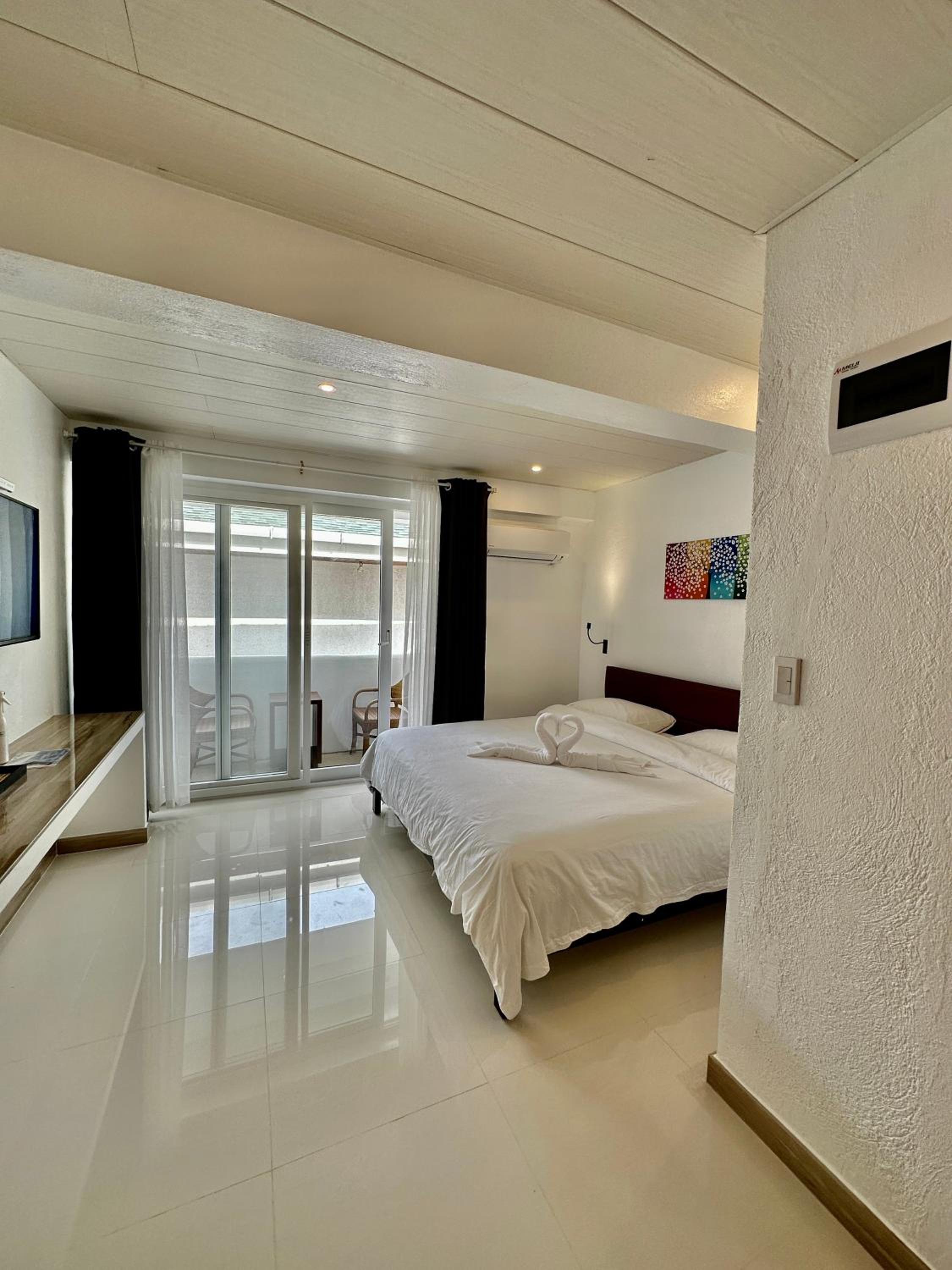 Junior Premier Room