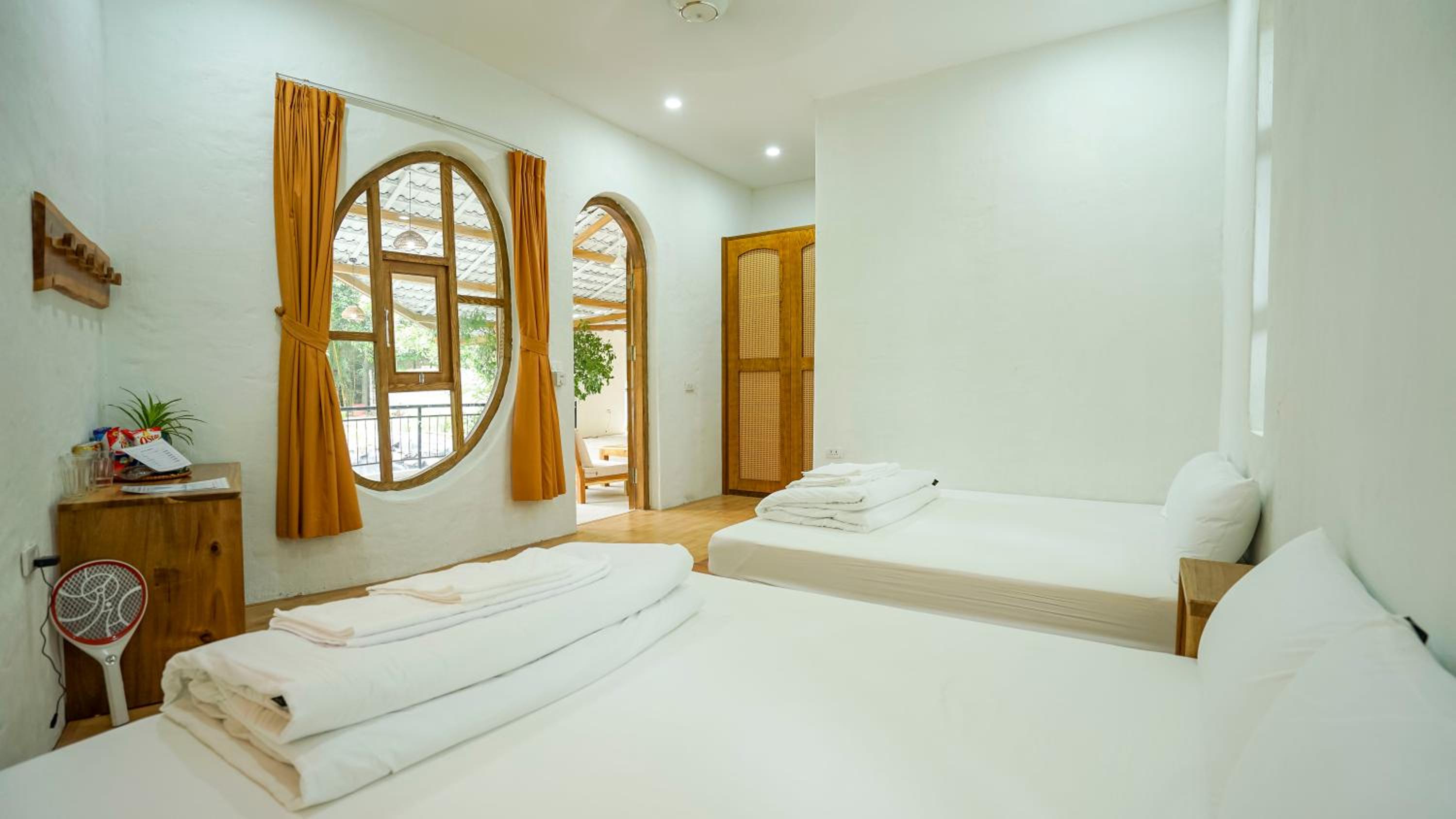 Family Room with Garden View photo 2