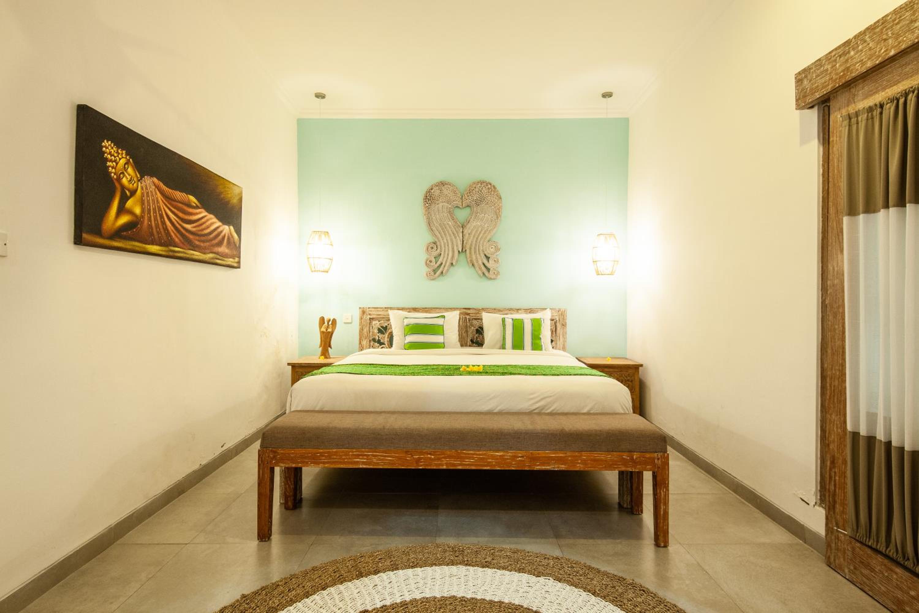 Ambermoon Villa 3 - Two-Bedroom Pool Villa with Free One Time - Airport Pick Up - Photo 16