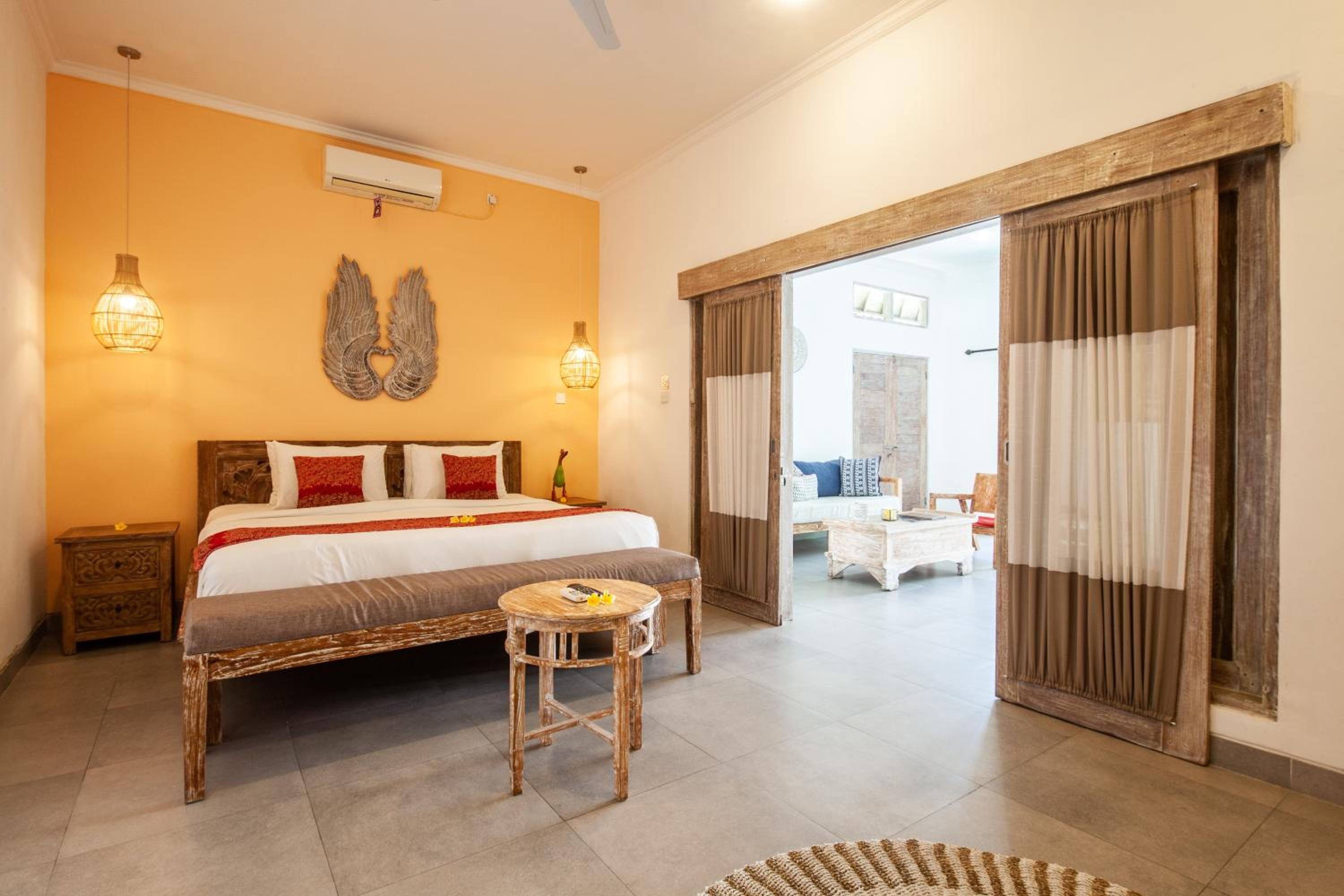 Ambermoon Villa 3 - Two-Bedroom Pool Villa with Free One Time - Airport Pick Up - Photo 5