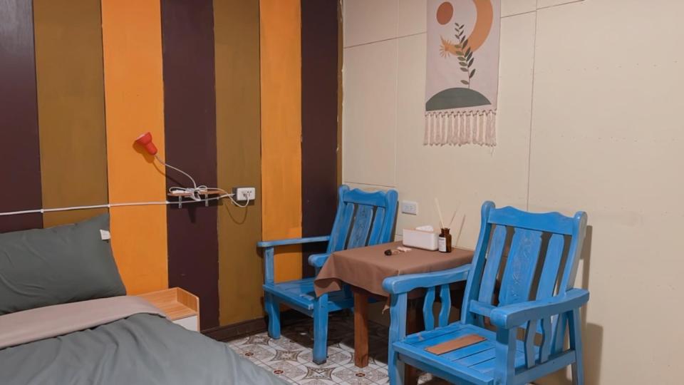 Double Room with Shared Bathroom photo 3