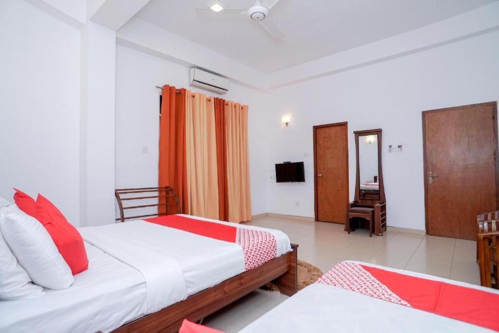Deluxe Family Room