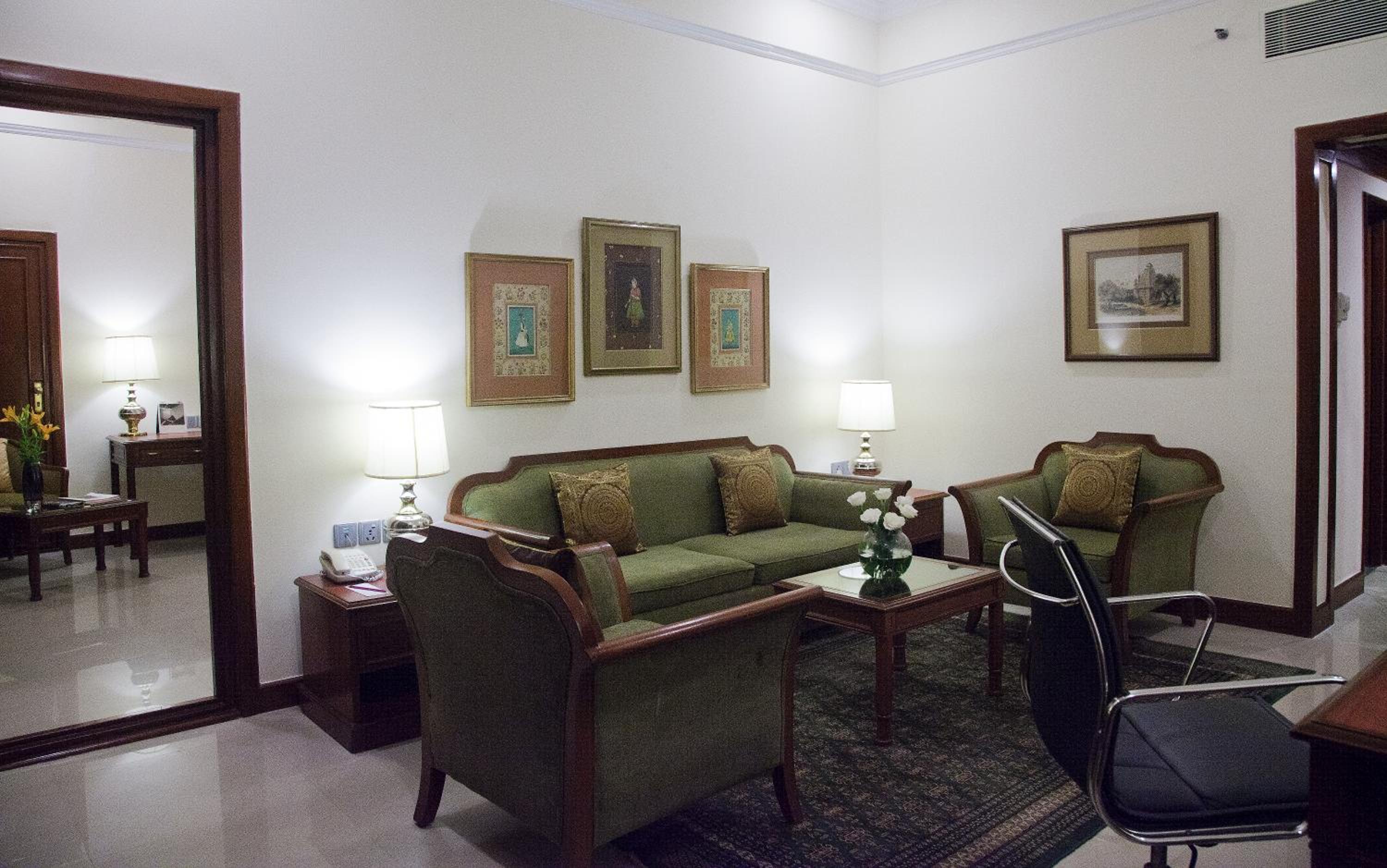 Deluxe Suite with Garden View - With 10% off on F&B