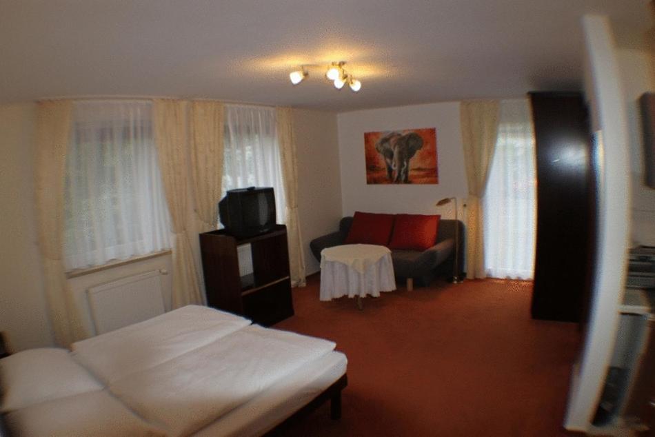 Triple Room - Photo 1
