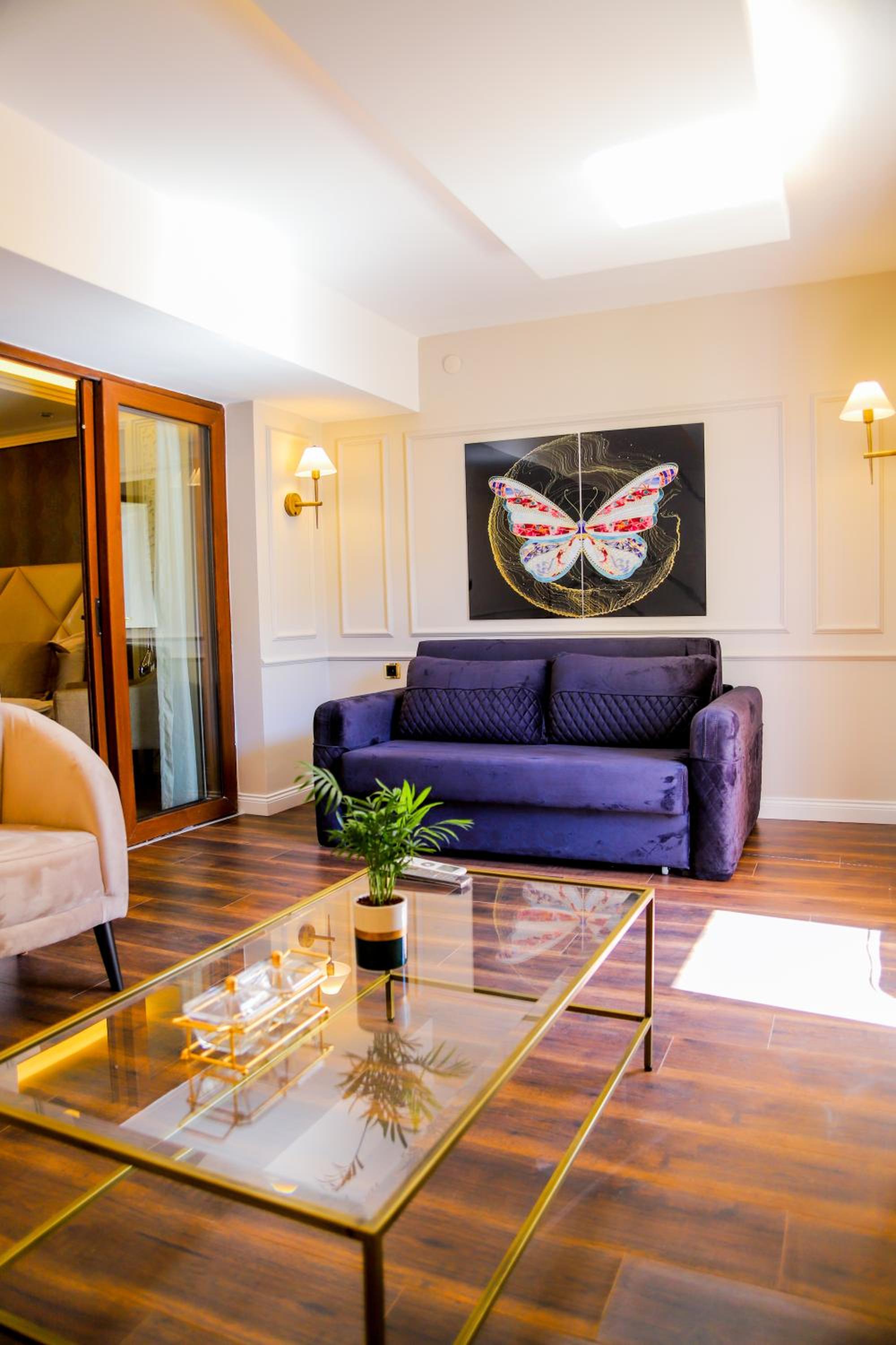 Deluxe Suite - Photo 3