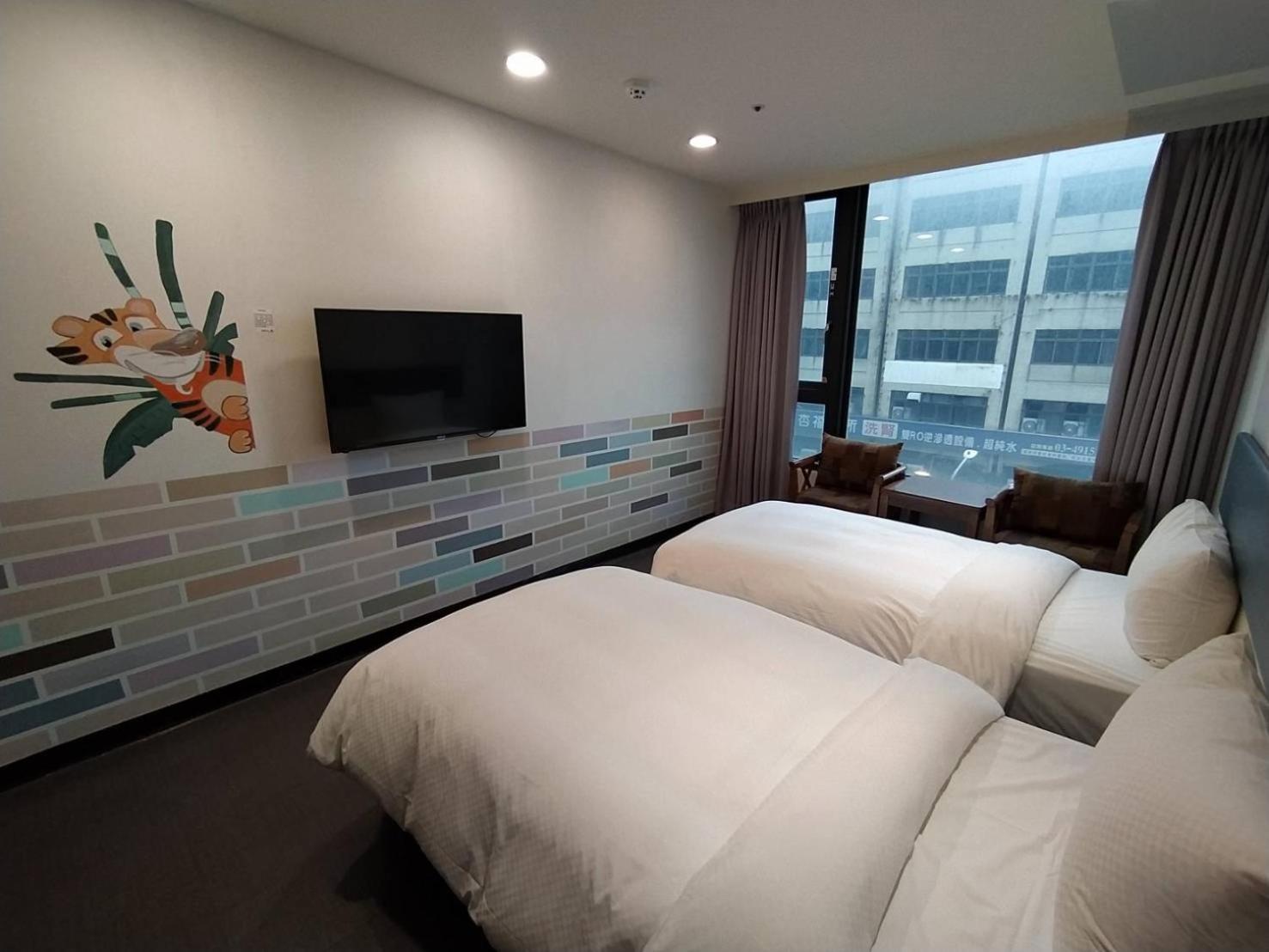 Deluxe Twin Room
